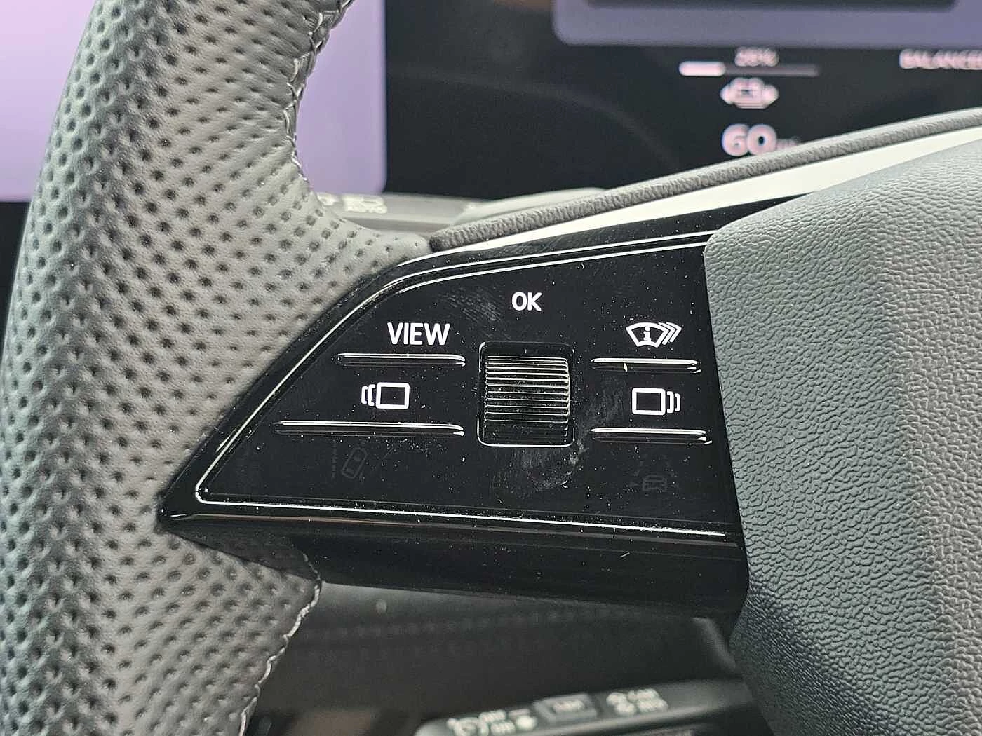 Audi-SQ6 e-tron-image-31
