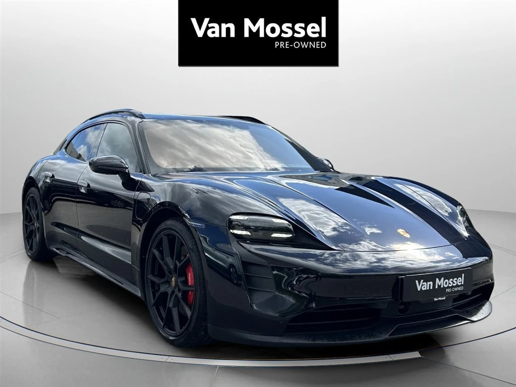 Porsche-Taycan-image-2