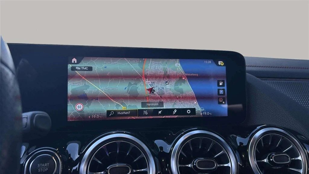 Mercedes-Benz-EQA-image-14