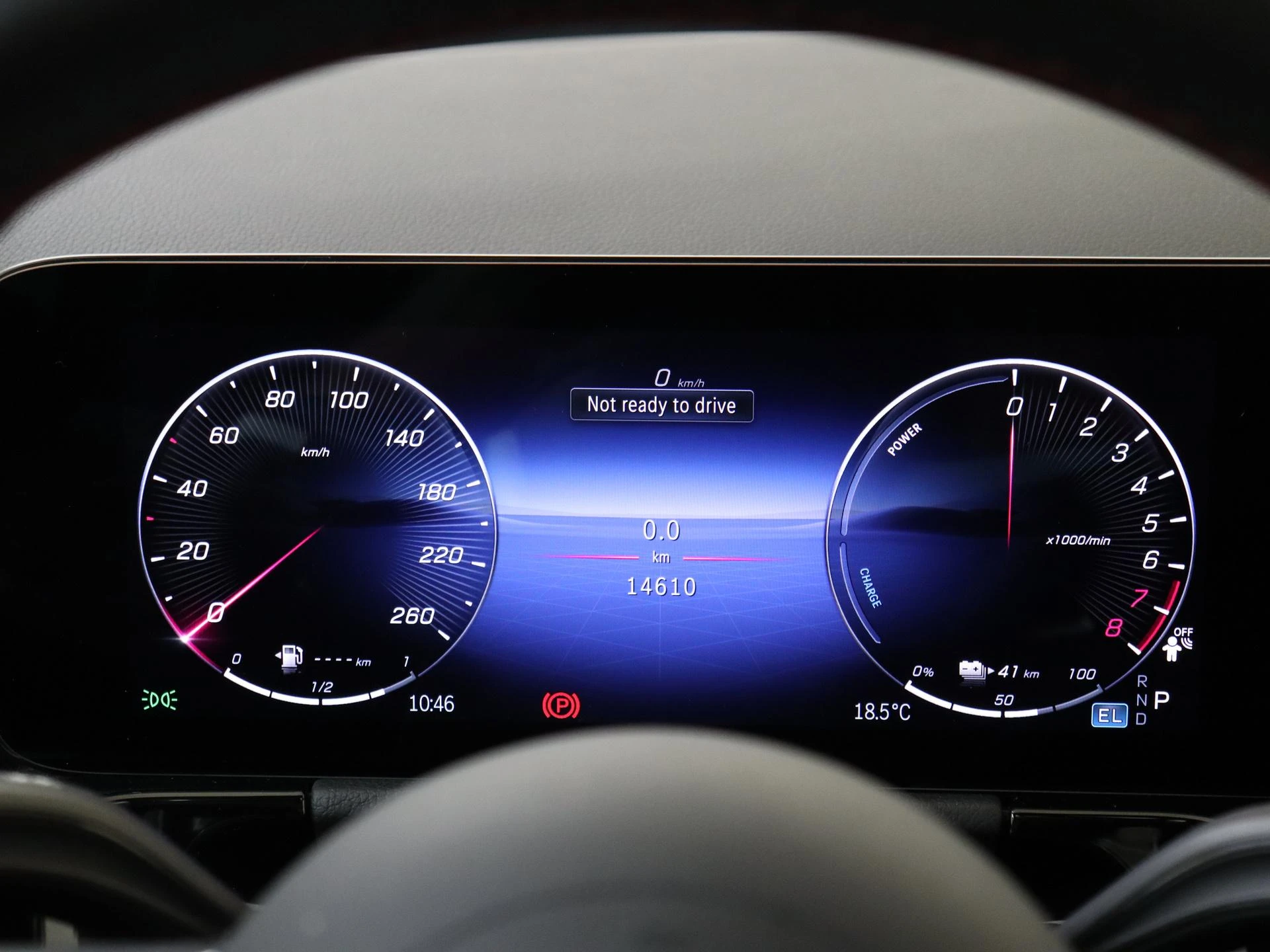 Mercedes-Benz-B-Klasse-image-10
