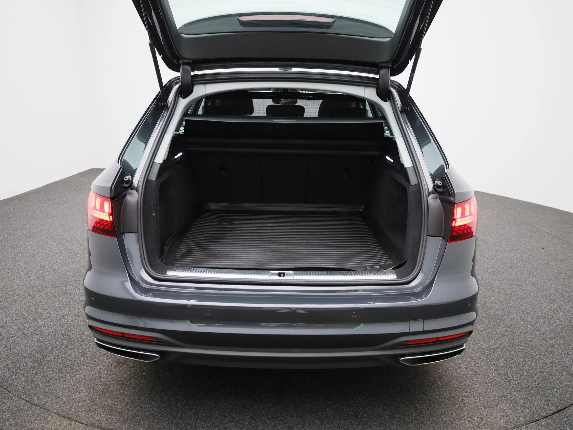 Audi-A4-image-12