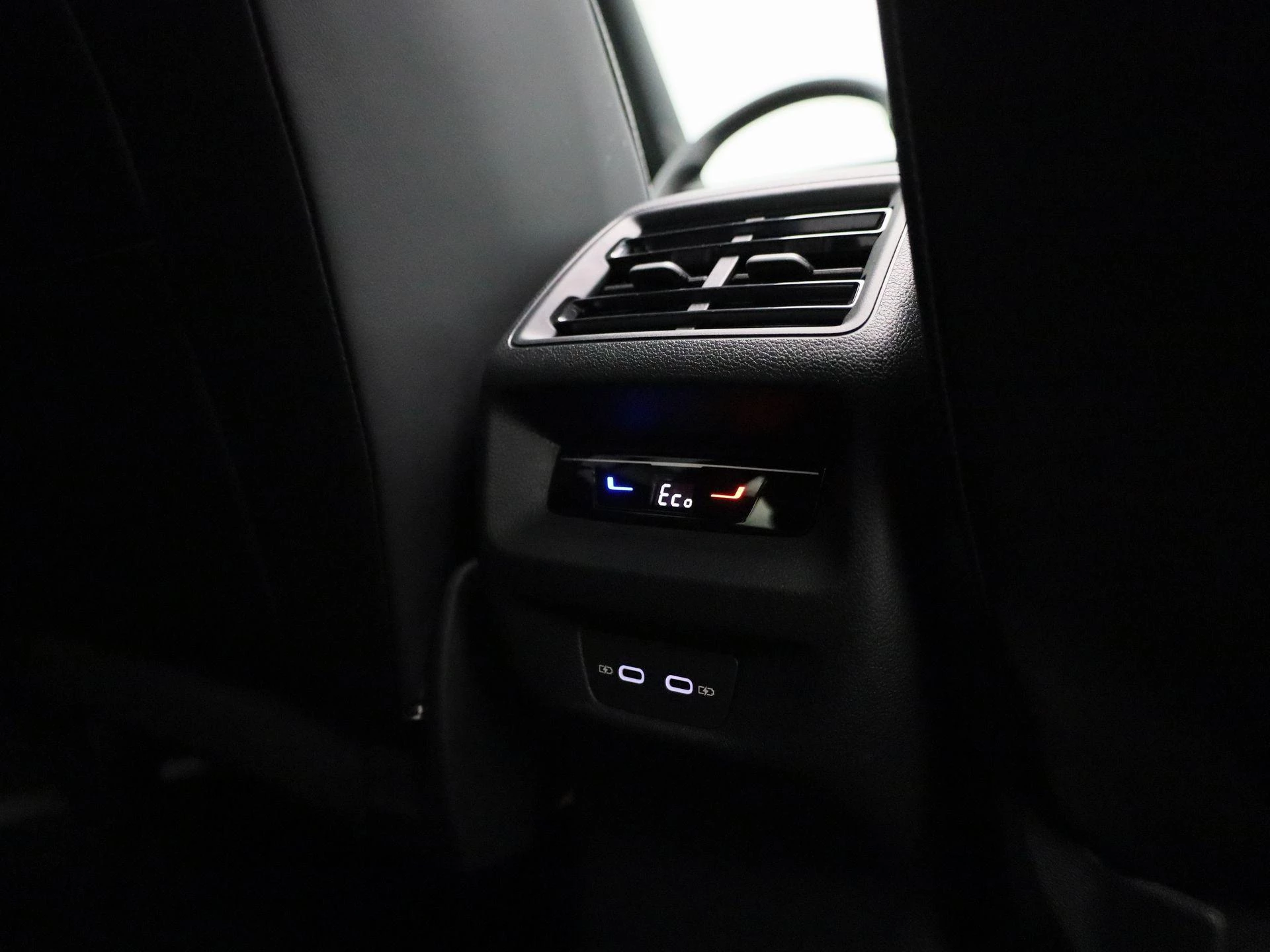 Volkswagen-Tayron-image-42