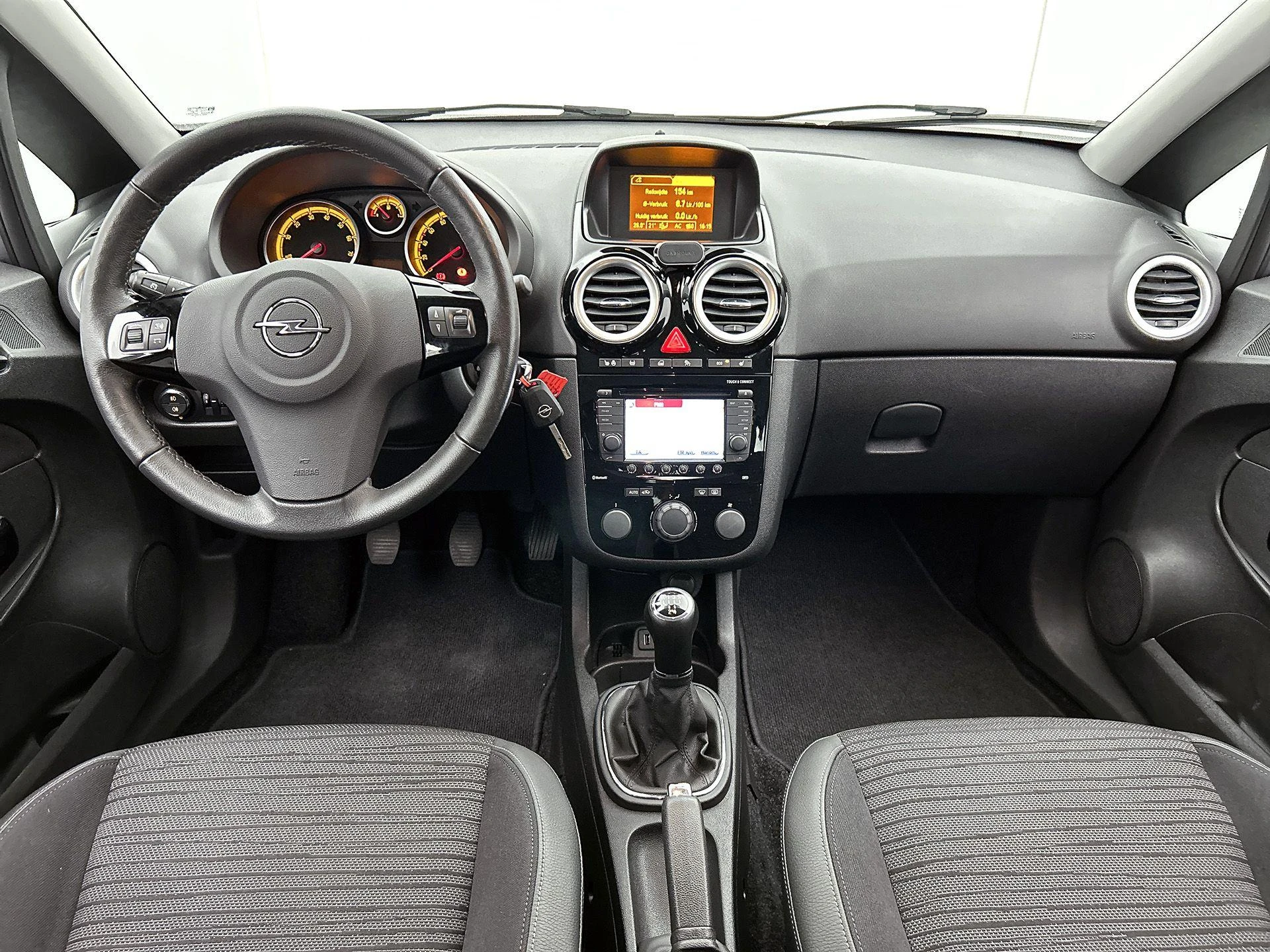Opel-Corsa-image-20