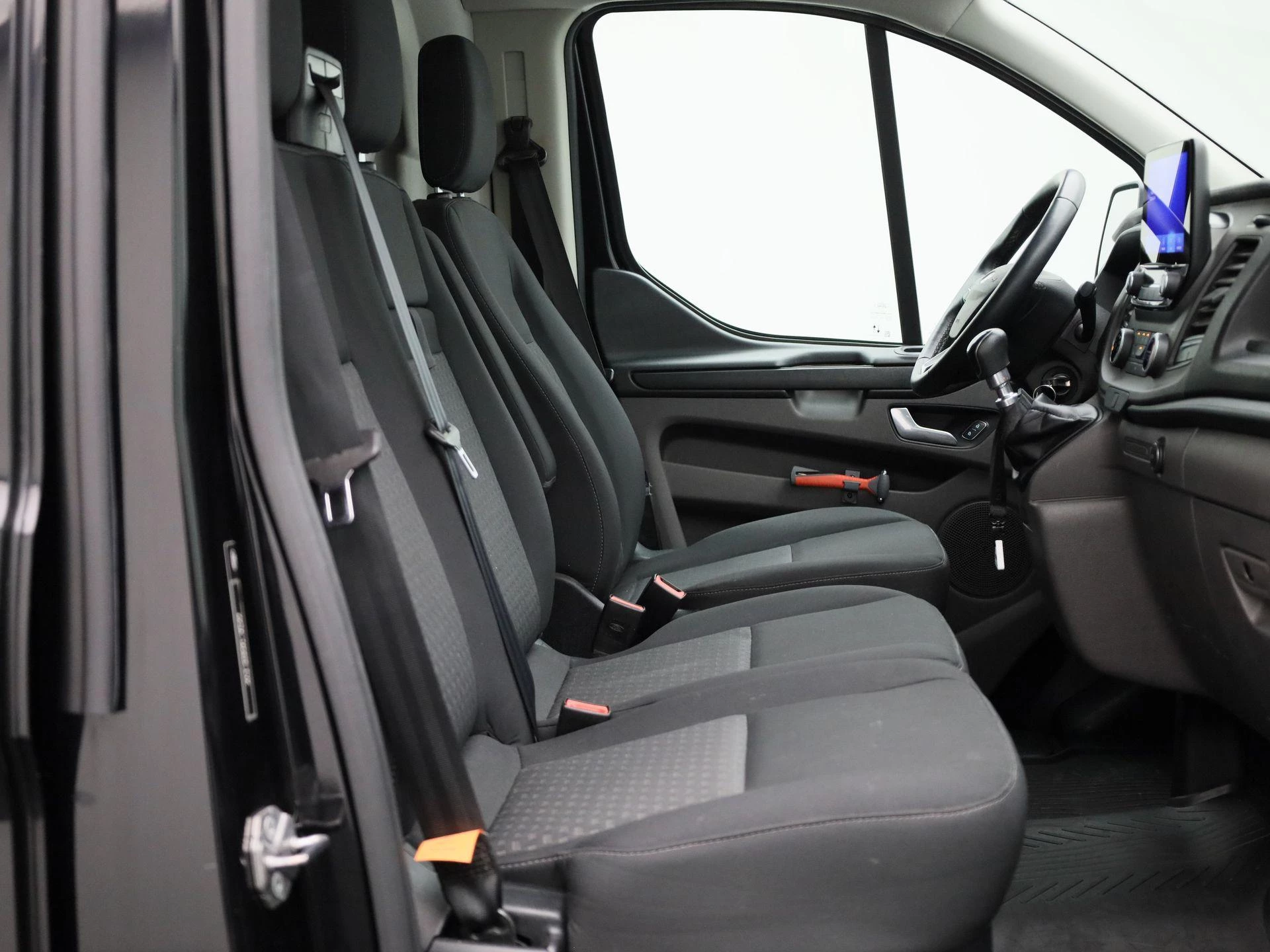 Ford-Transit Custom-image-26