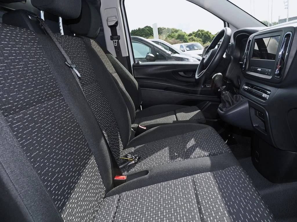 Mercedes-Benz-Vito 116-image-11