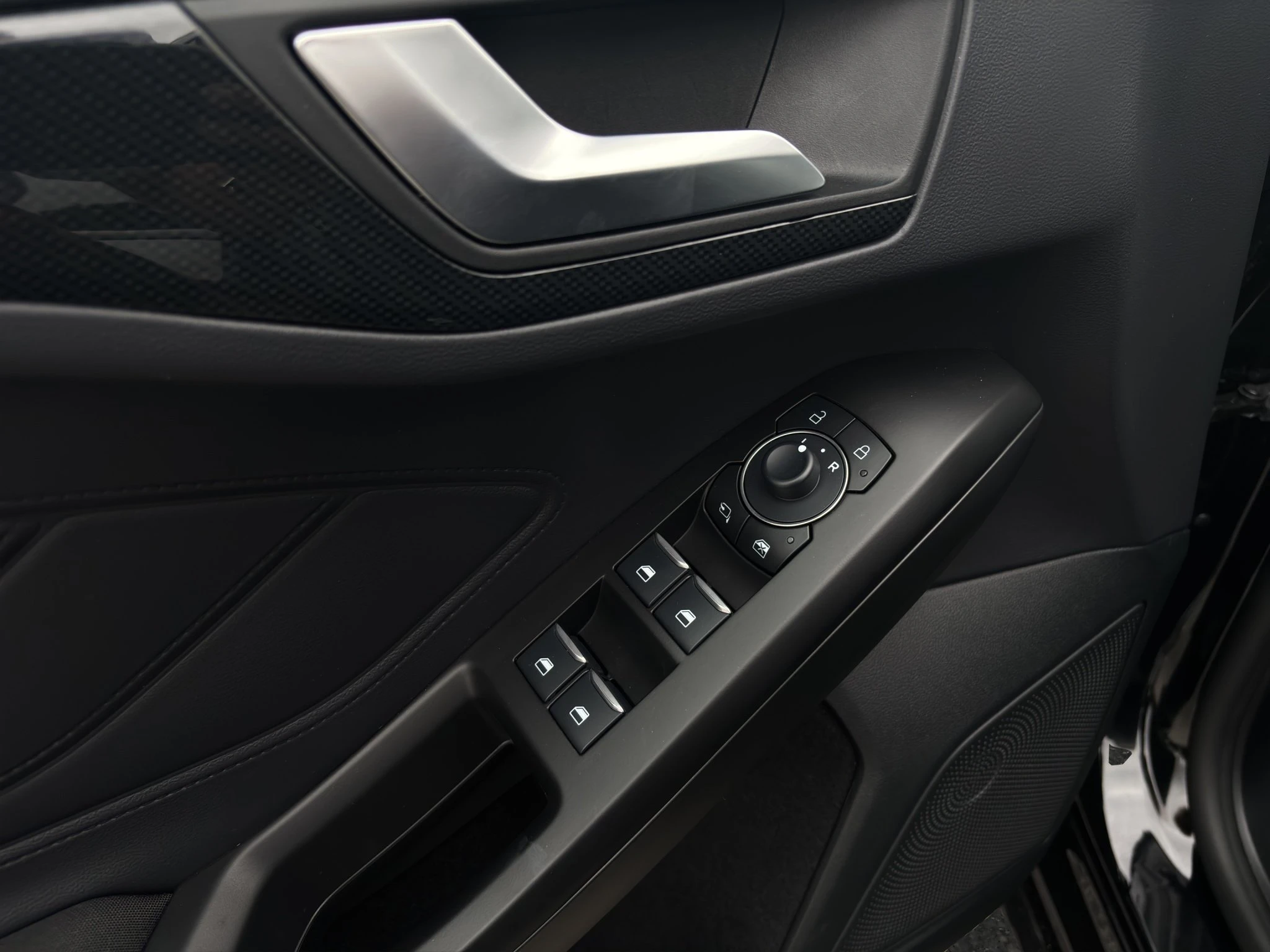 Ford Focus ST-Line Turnier Aut.*ACC*KAM*NAVI*LED*WINTER-PKT.