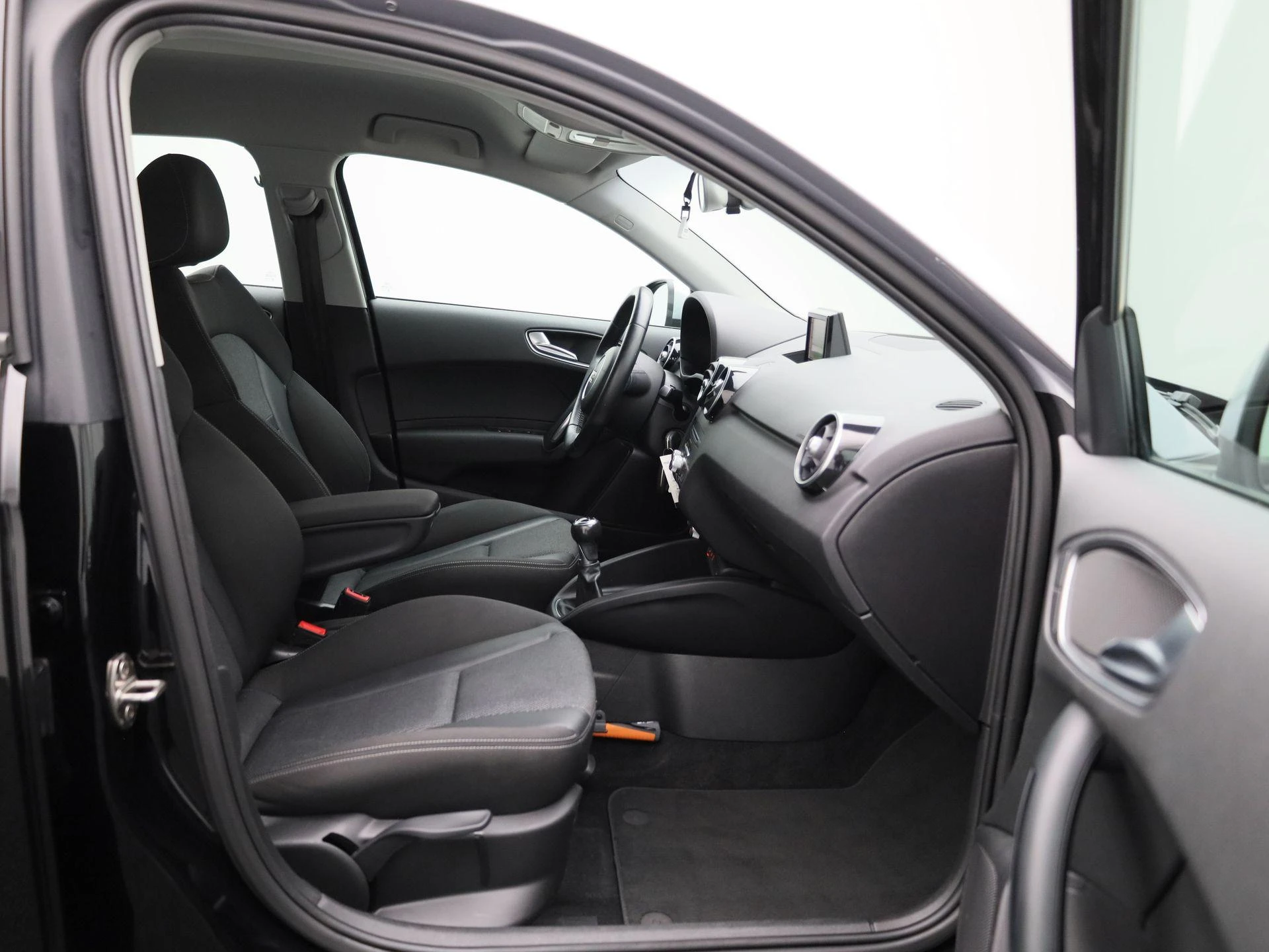 Audi-A1 Sportback-image-31