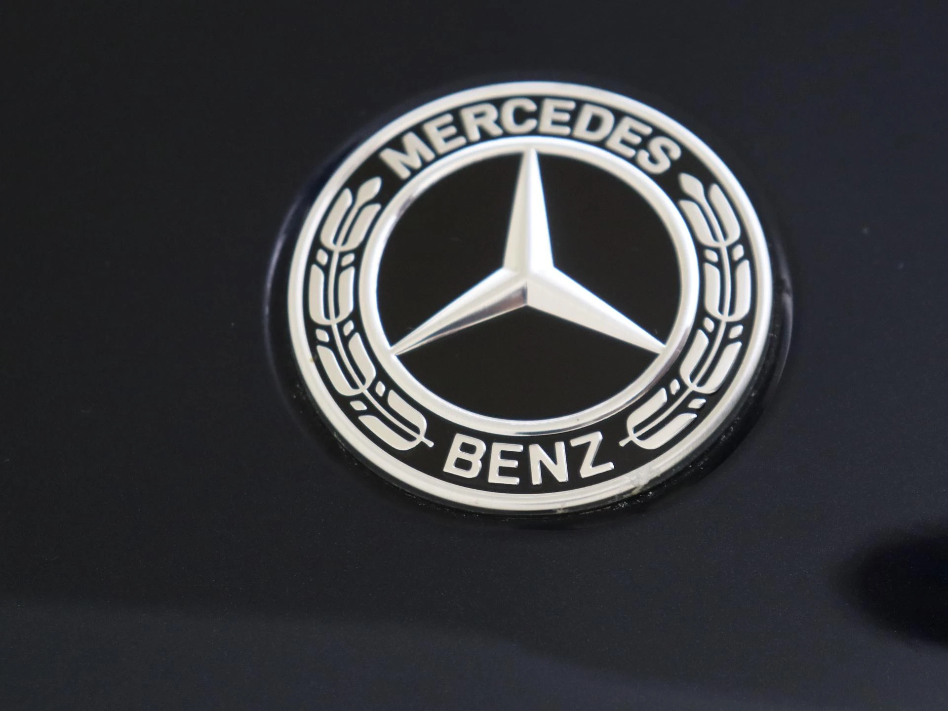 Mercedes-Benz-C-Klasse-image-29