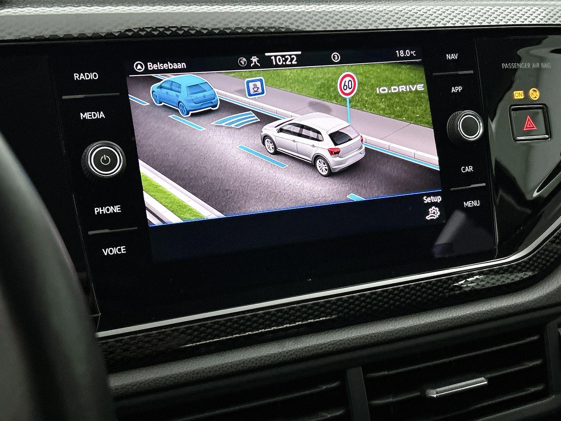 Volkswagen-Polo-image-10