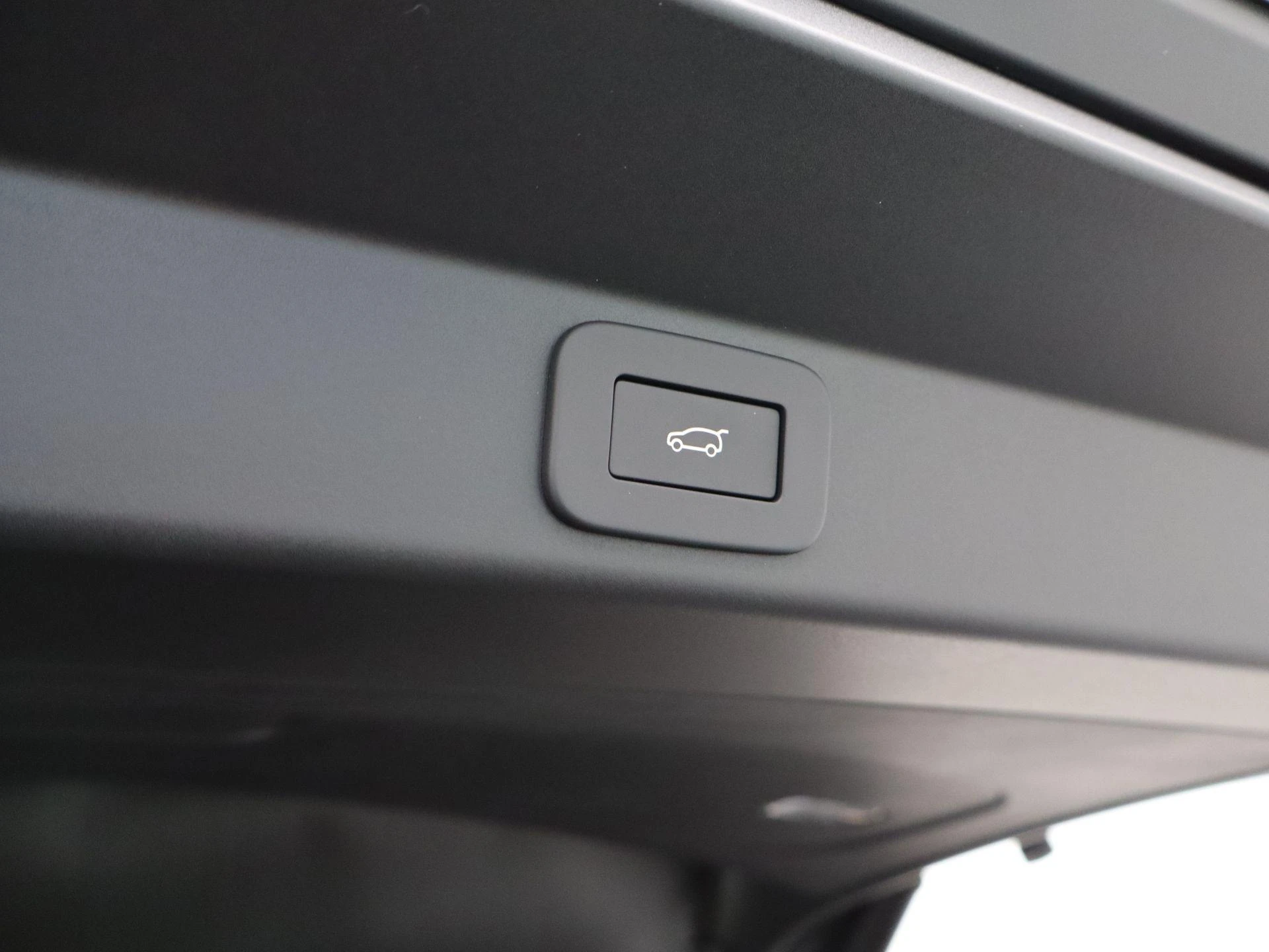 Land Rover-Range Rover Sport-image-33