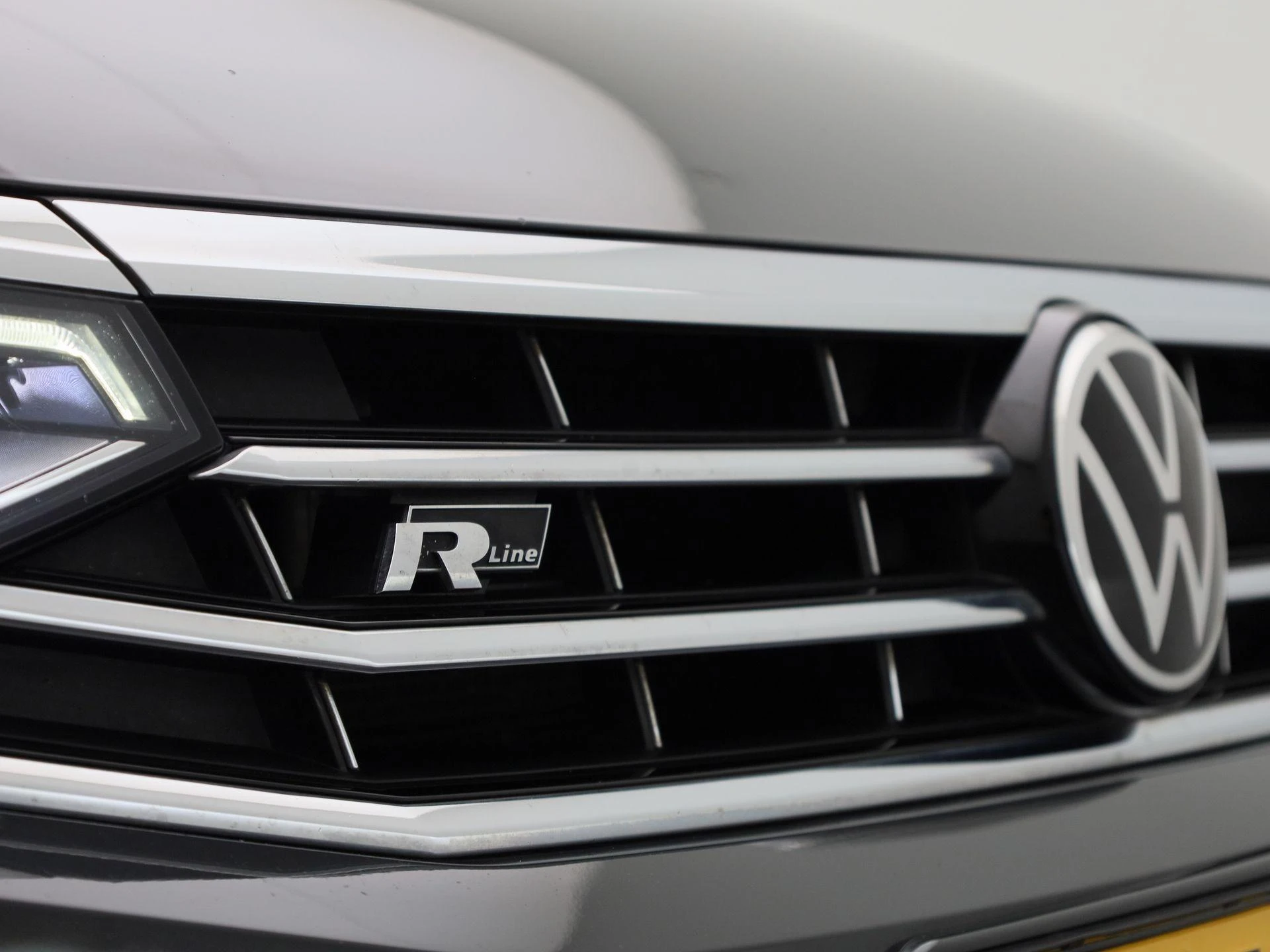 Volkswagen-Passat-image-39
