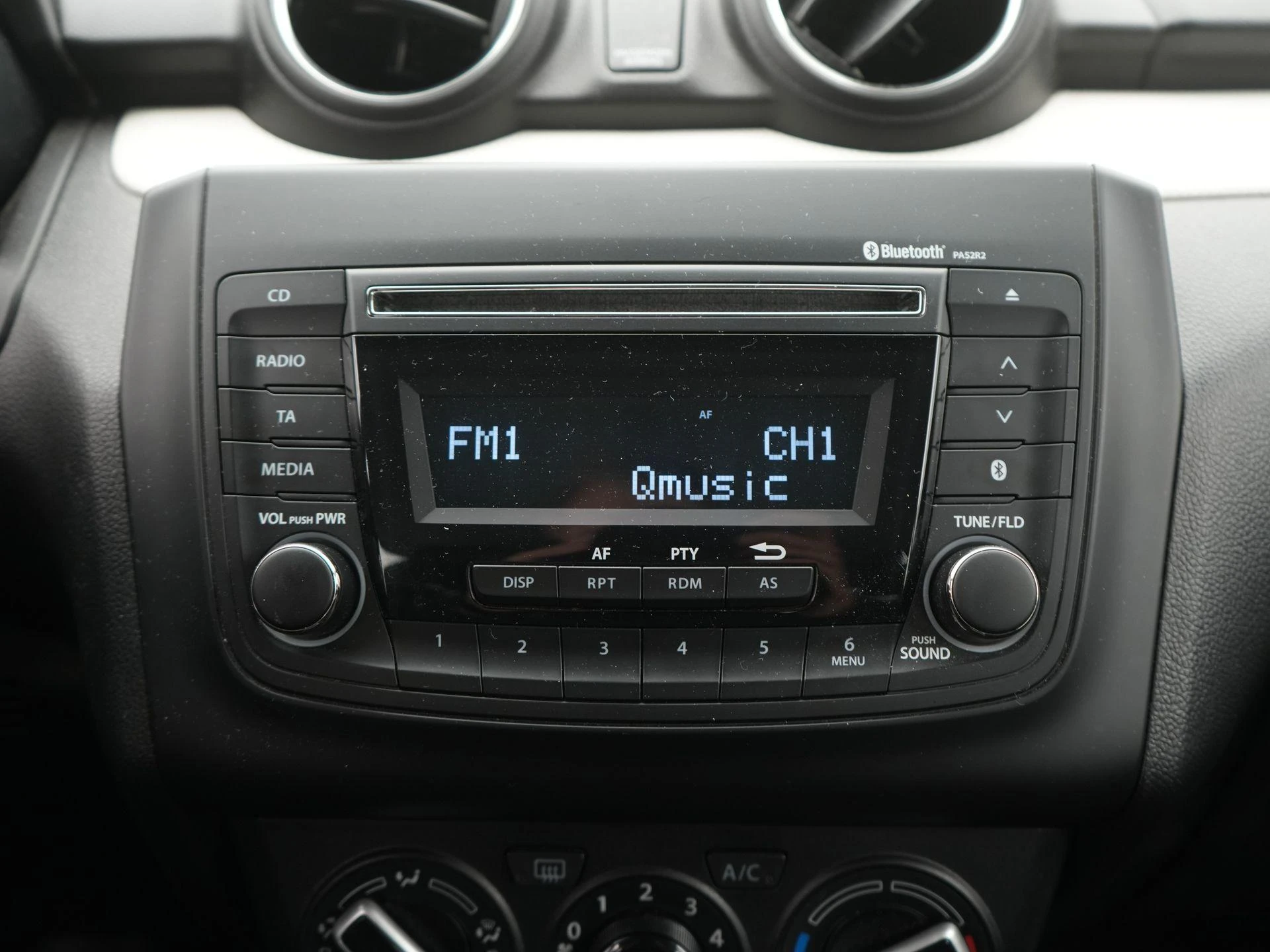 Suzuki-Swift-image-11