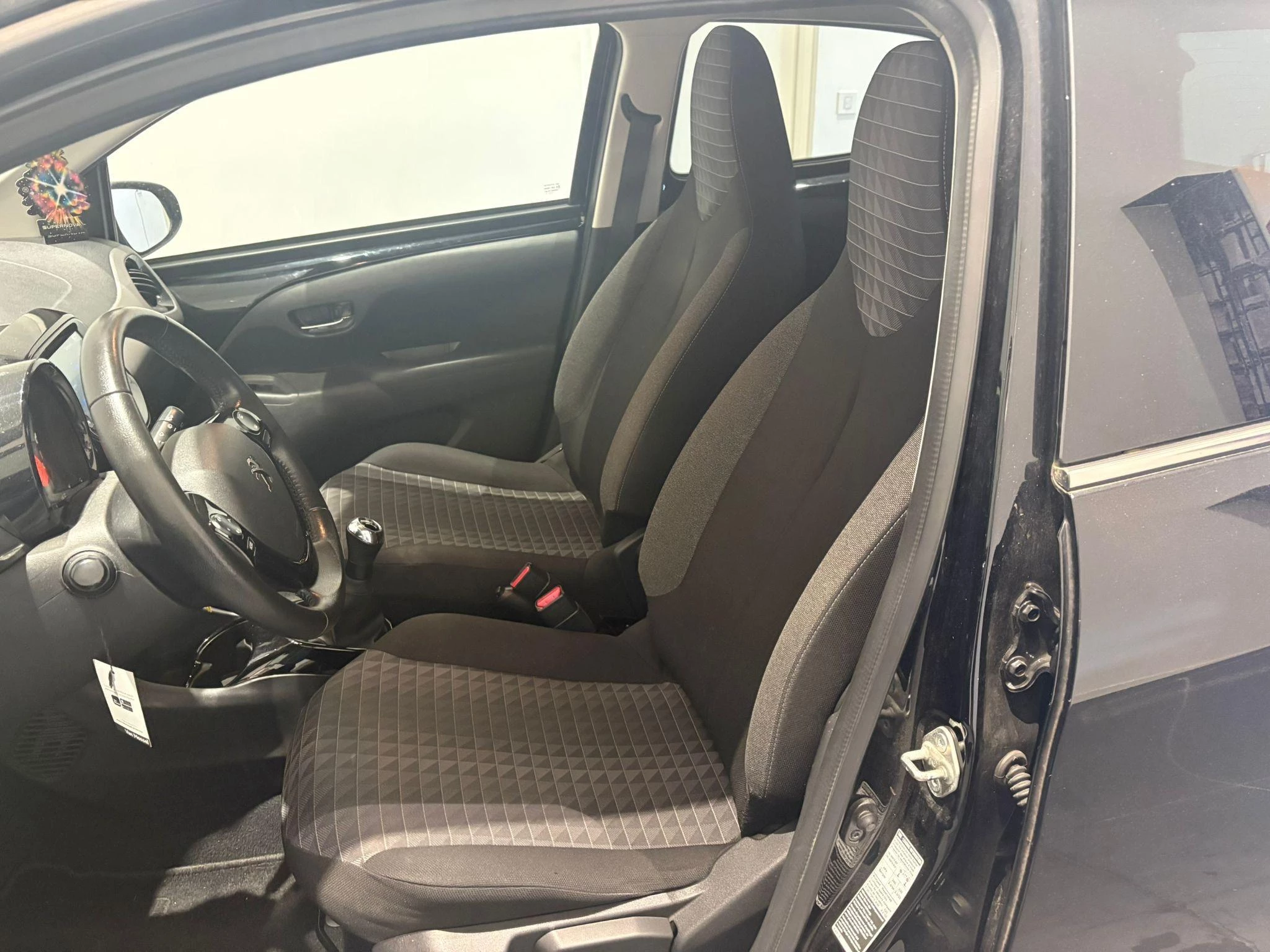 Peugeot 108 1.0 e-VTi Allure