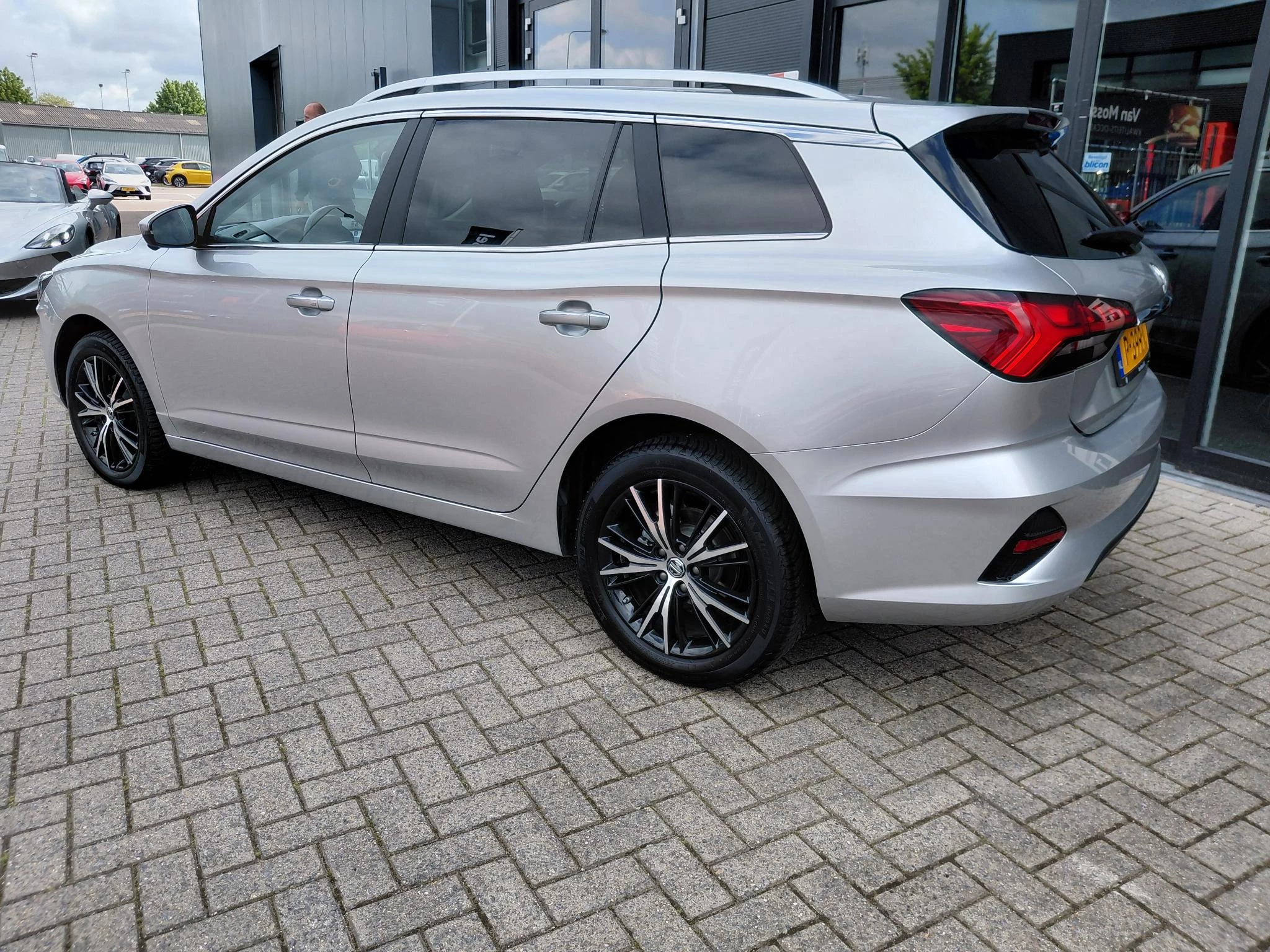 MG MG5 Electric Long Range Luxury 61 kWh