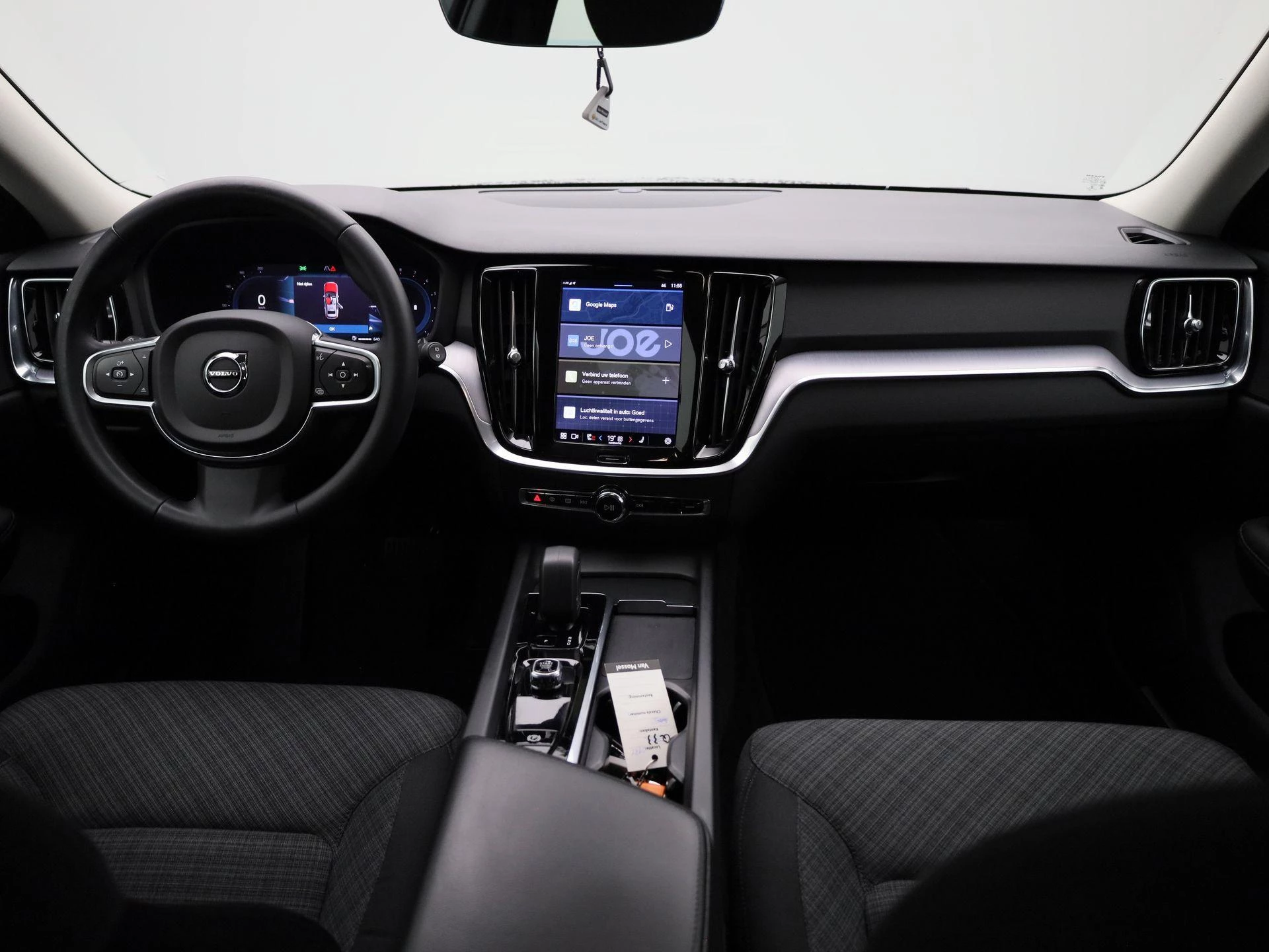 Volvo-V60-image-35