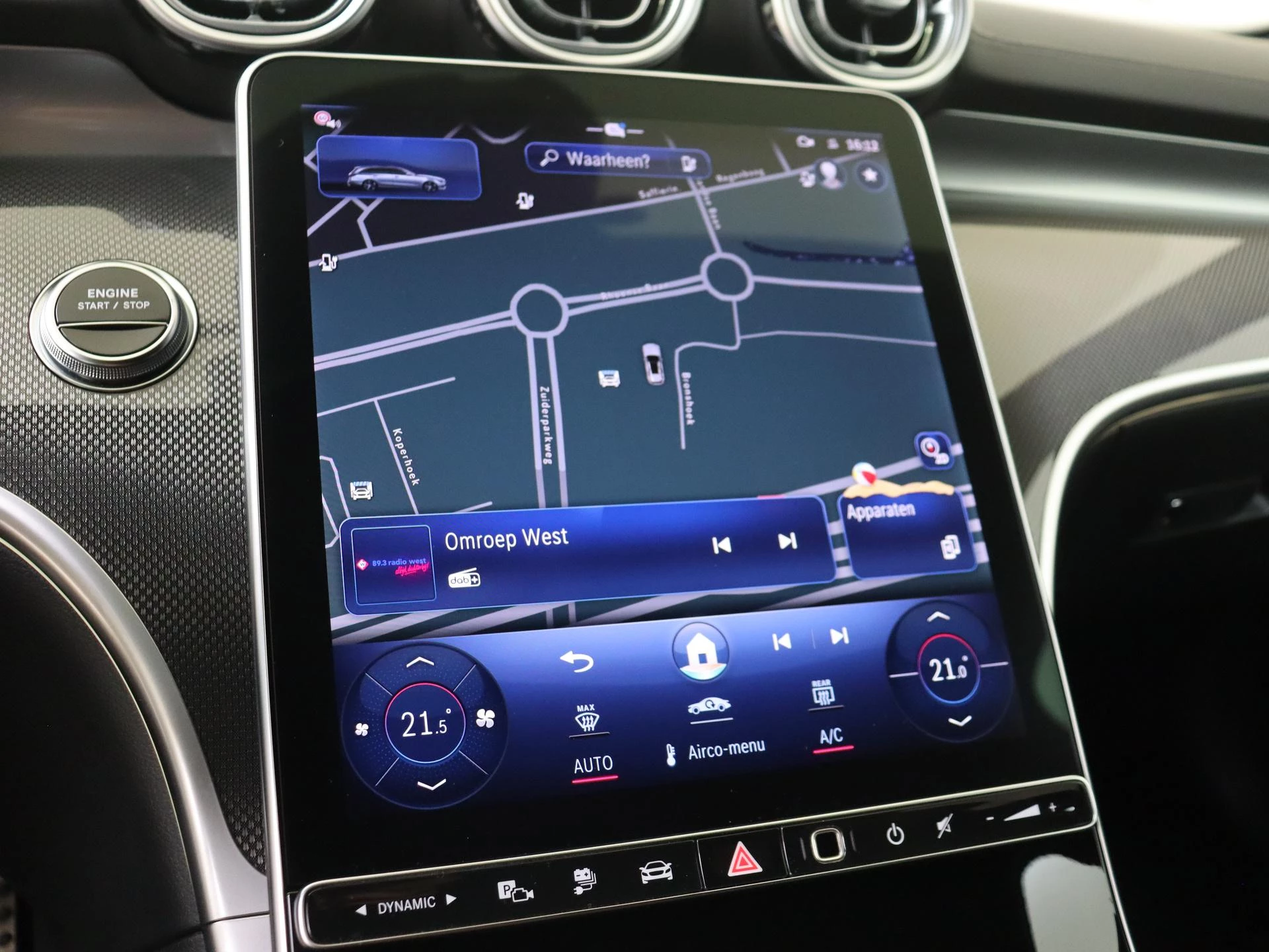 Mercedes-Benz-C-Klasse-image-16