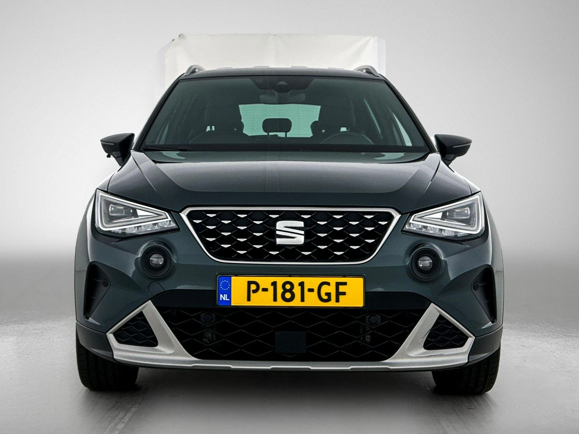 SEAT-Arona-image-4