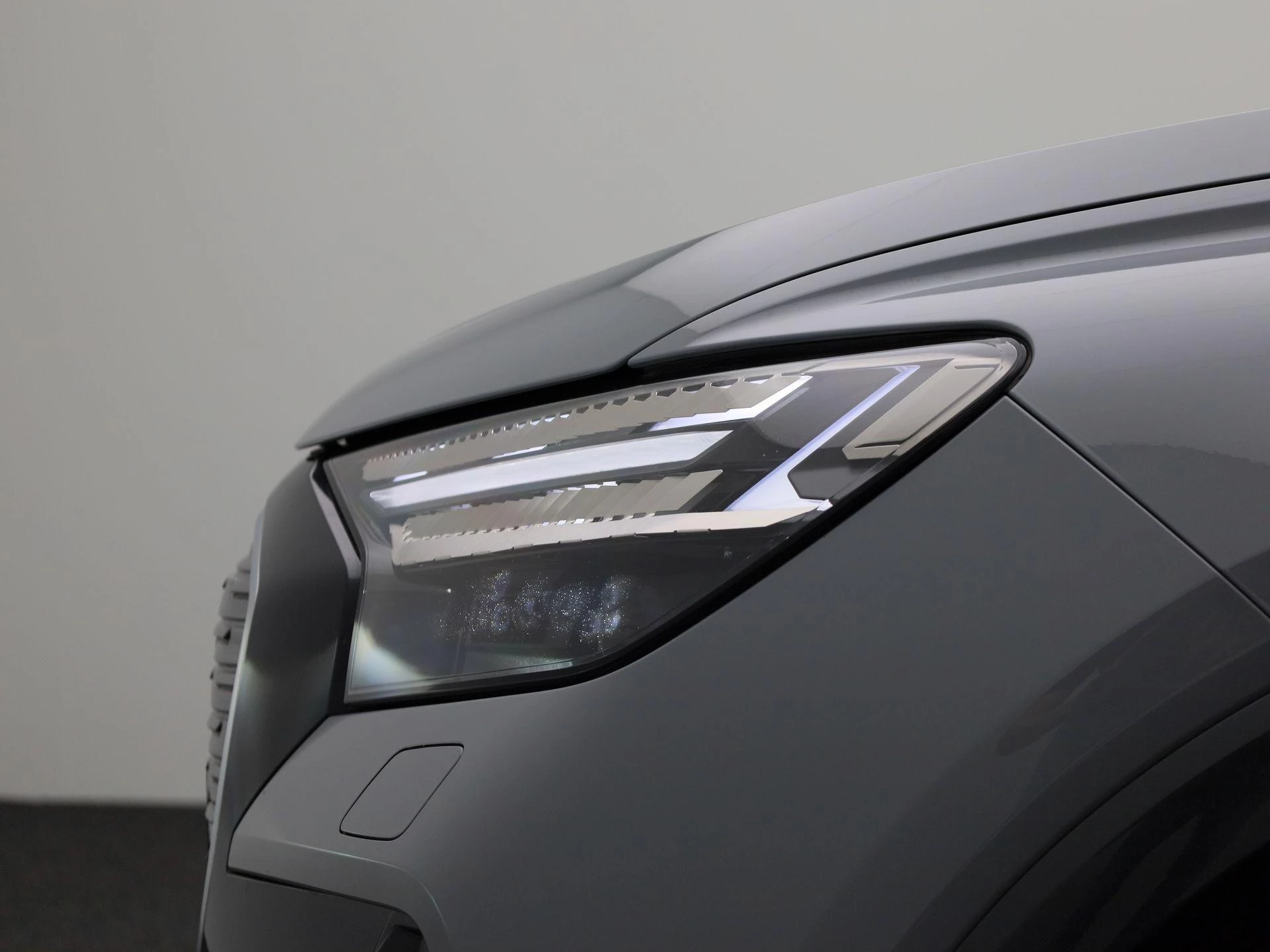 Audi-Q4 e-tron-image-15