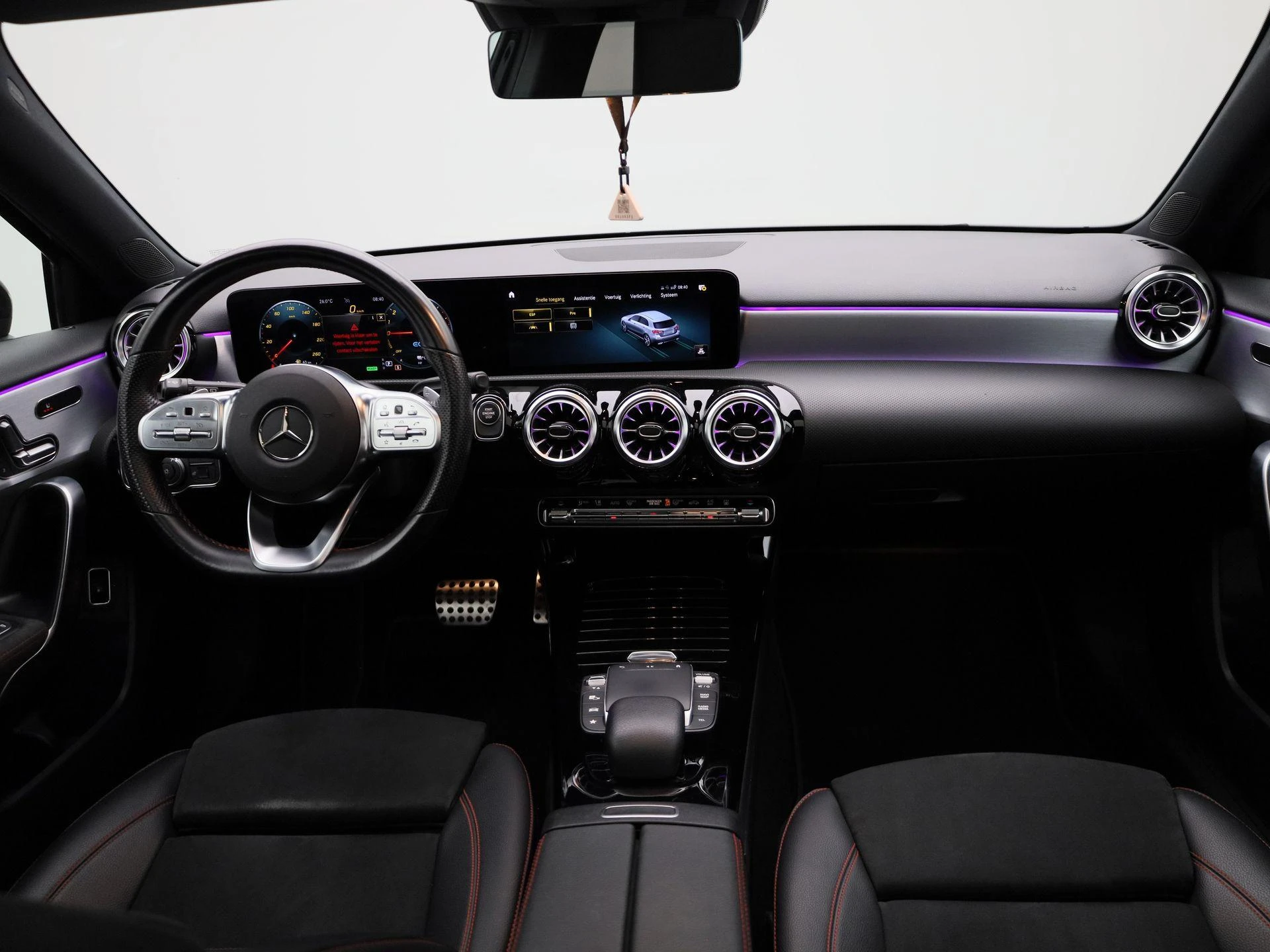 Mercedes-Benz-A-Klasse-image-39