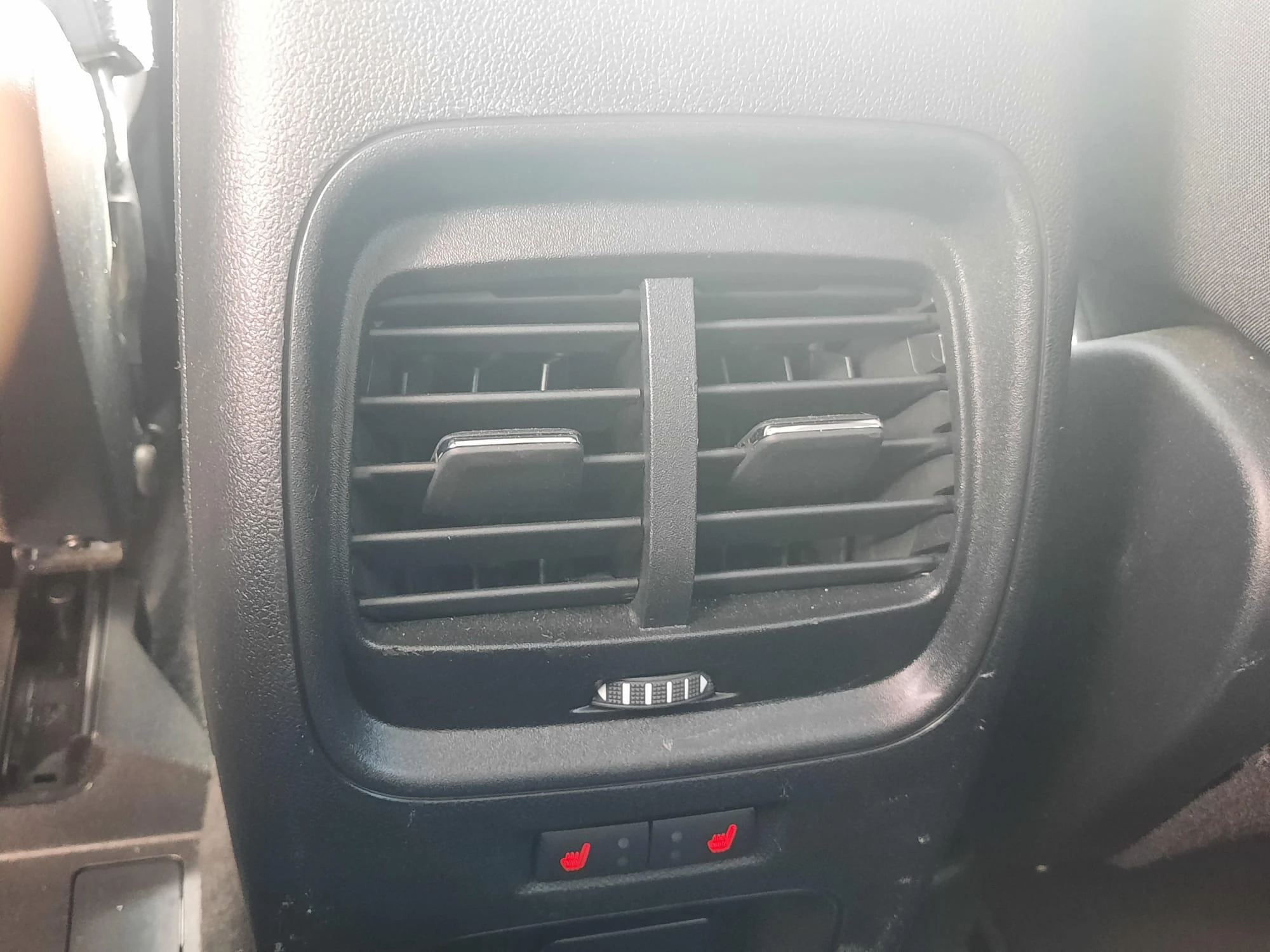 Ford-Kuga-image-14