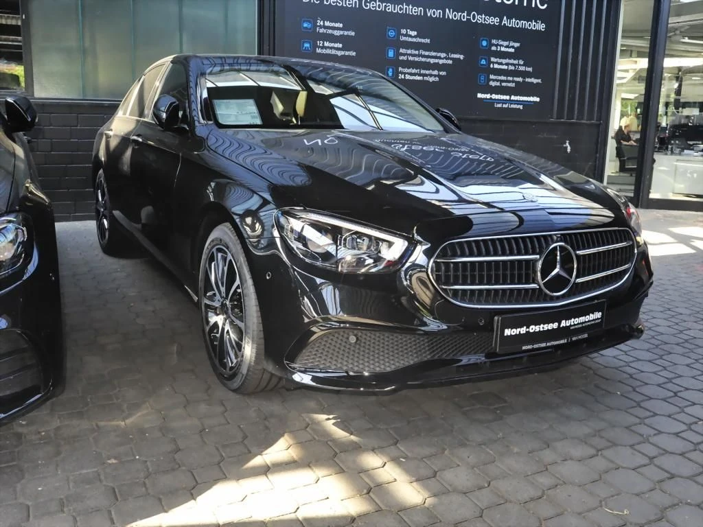 Mercedes-Benz-E-Klasse 450-image-4