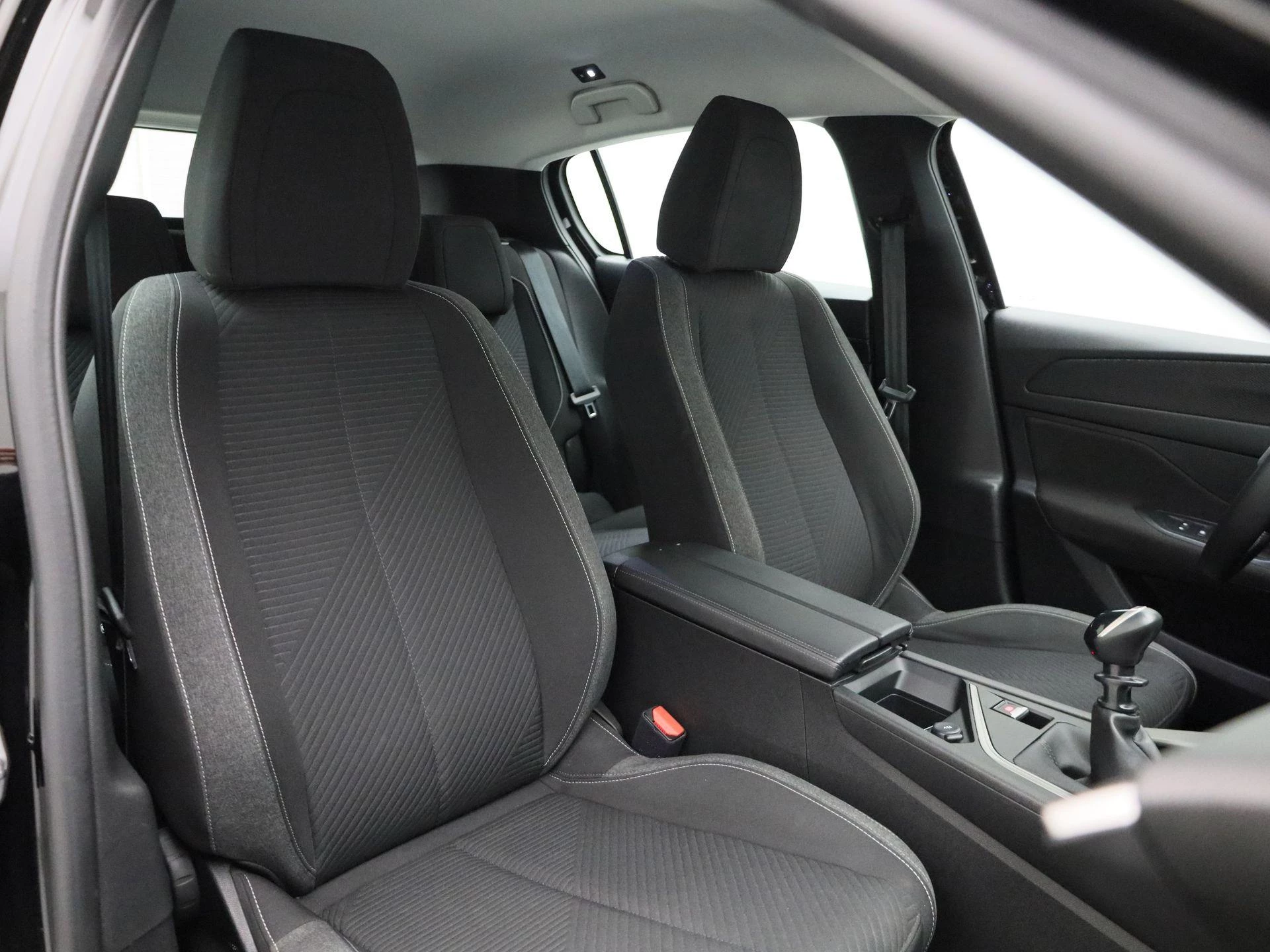 Peugeot-308-image-31