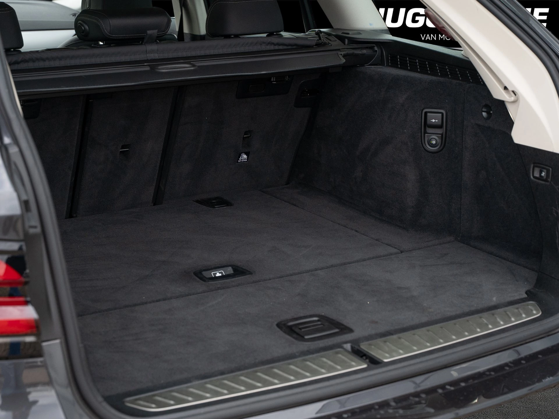 BMW 5er Reihe 520d touring.Laser AHK HUD