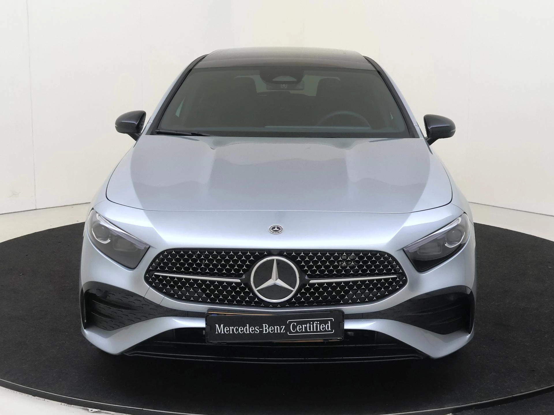Mercedes-Benz-A-Klasse-image-5