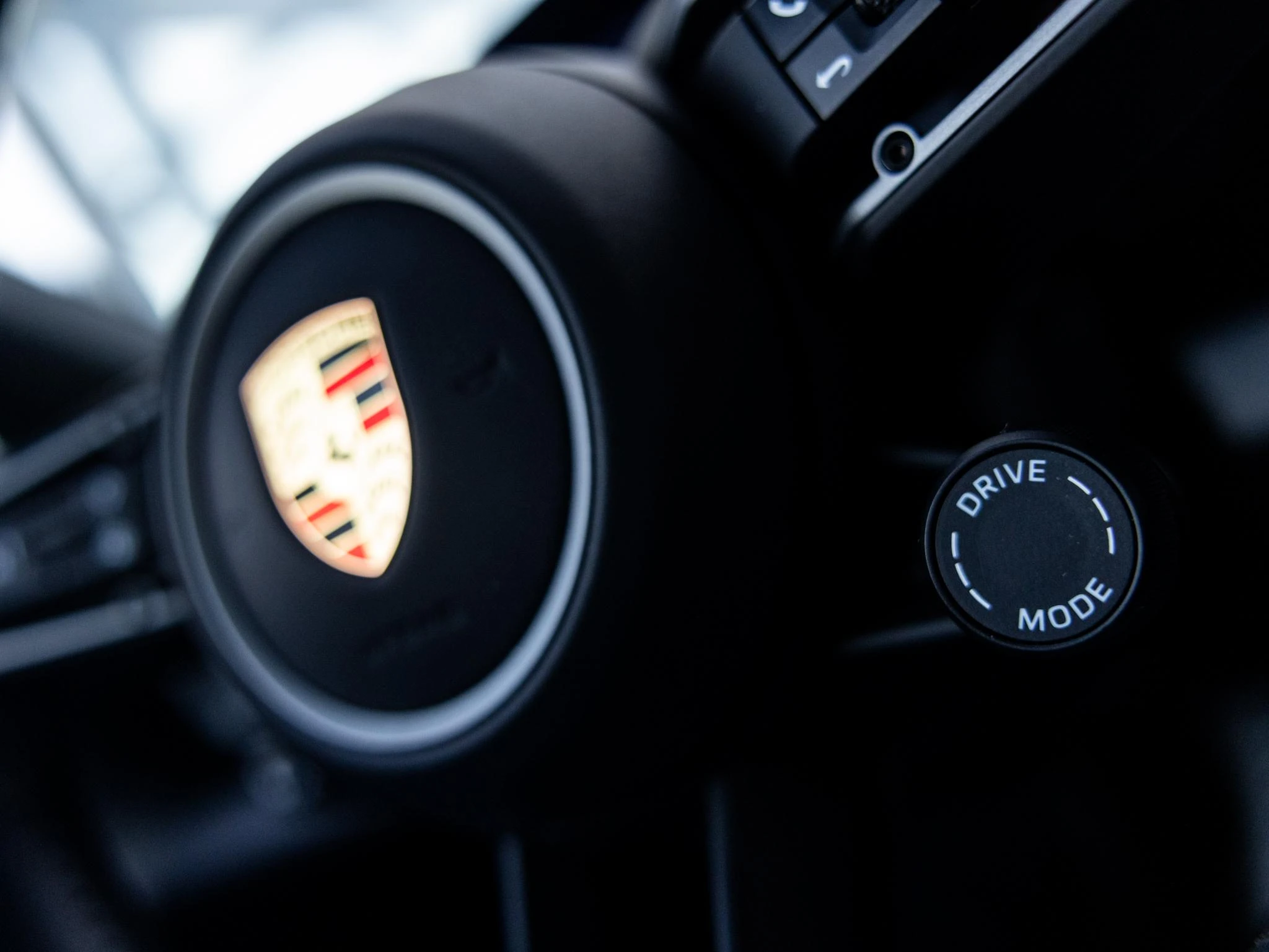 Porsche-Taycan-image-36