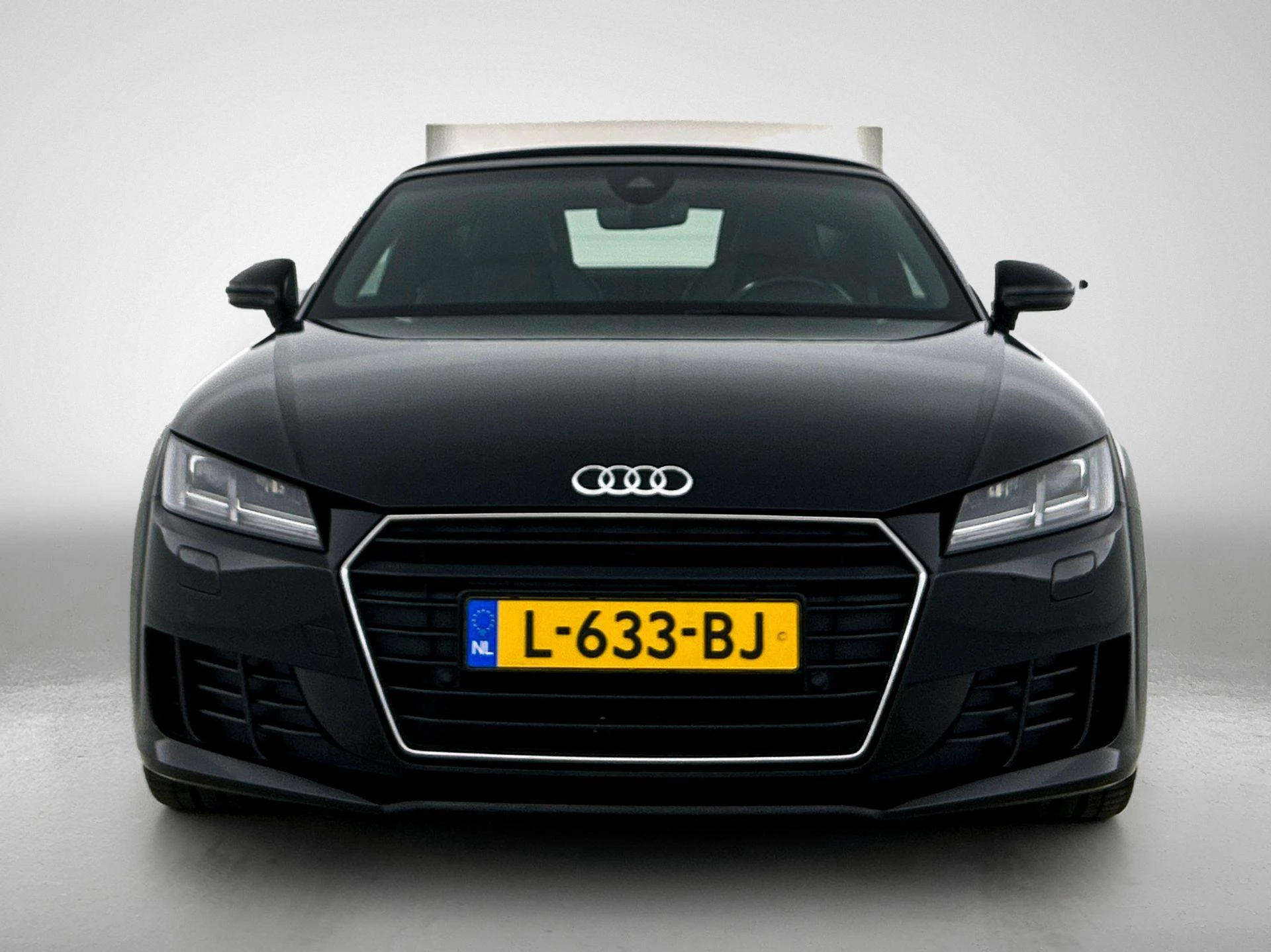 Audi-TT-image-4