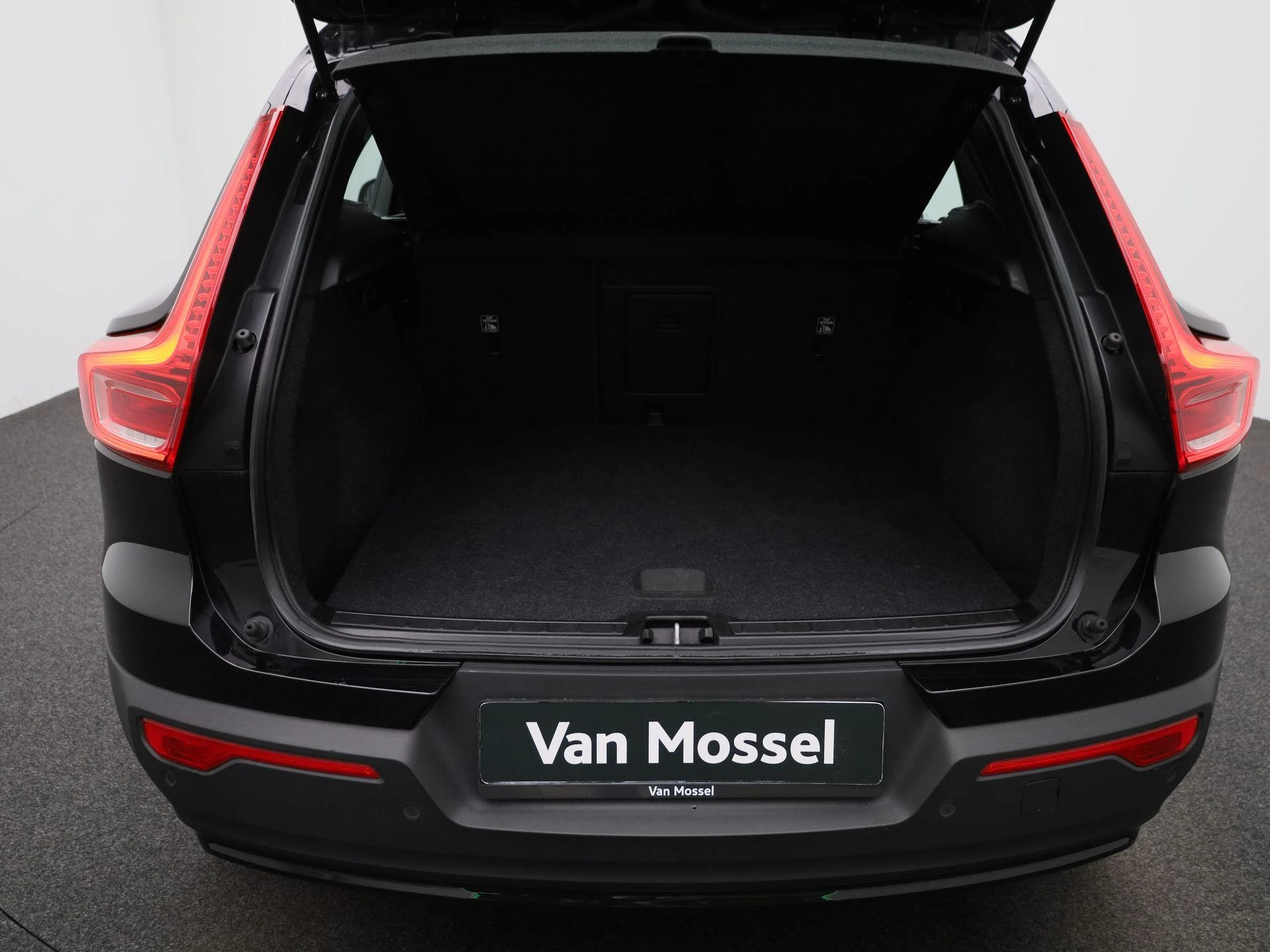 Volvo-XC40-image-11
