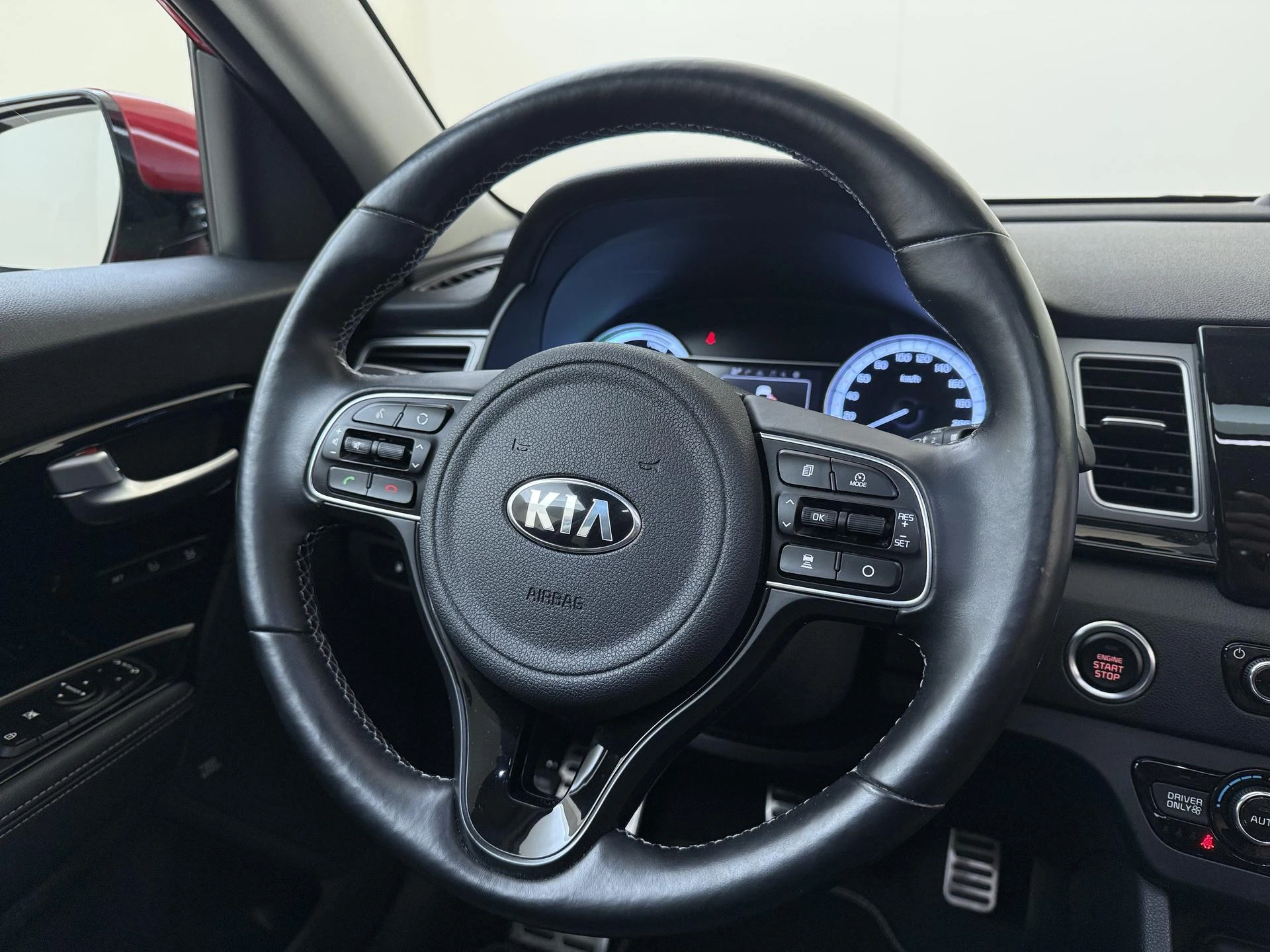 Kia-Niro-image-9