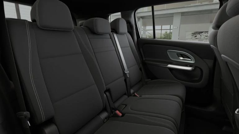 Mercedes-Benz-GLB-image-8