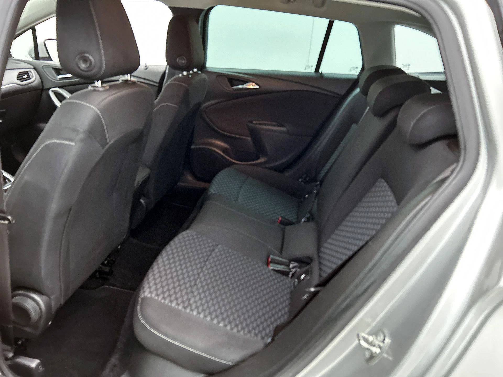 Opel-Astra-image-26
