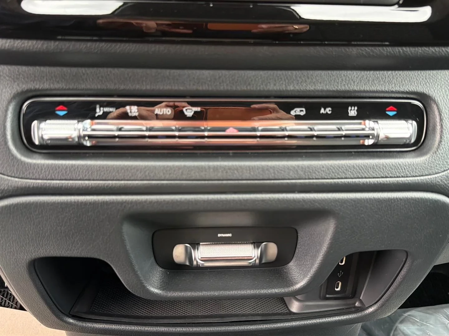 Mercedes-Benz eVito 119 A2 Kassevogn