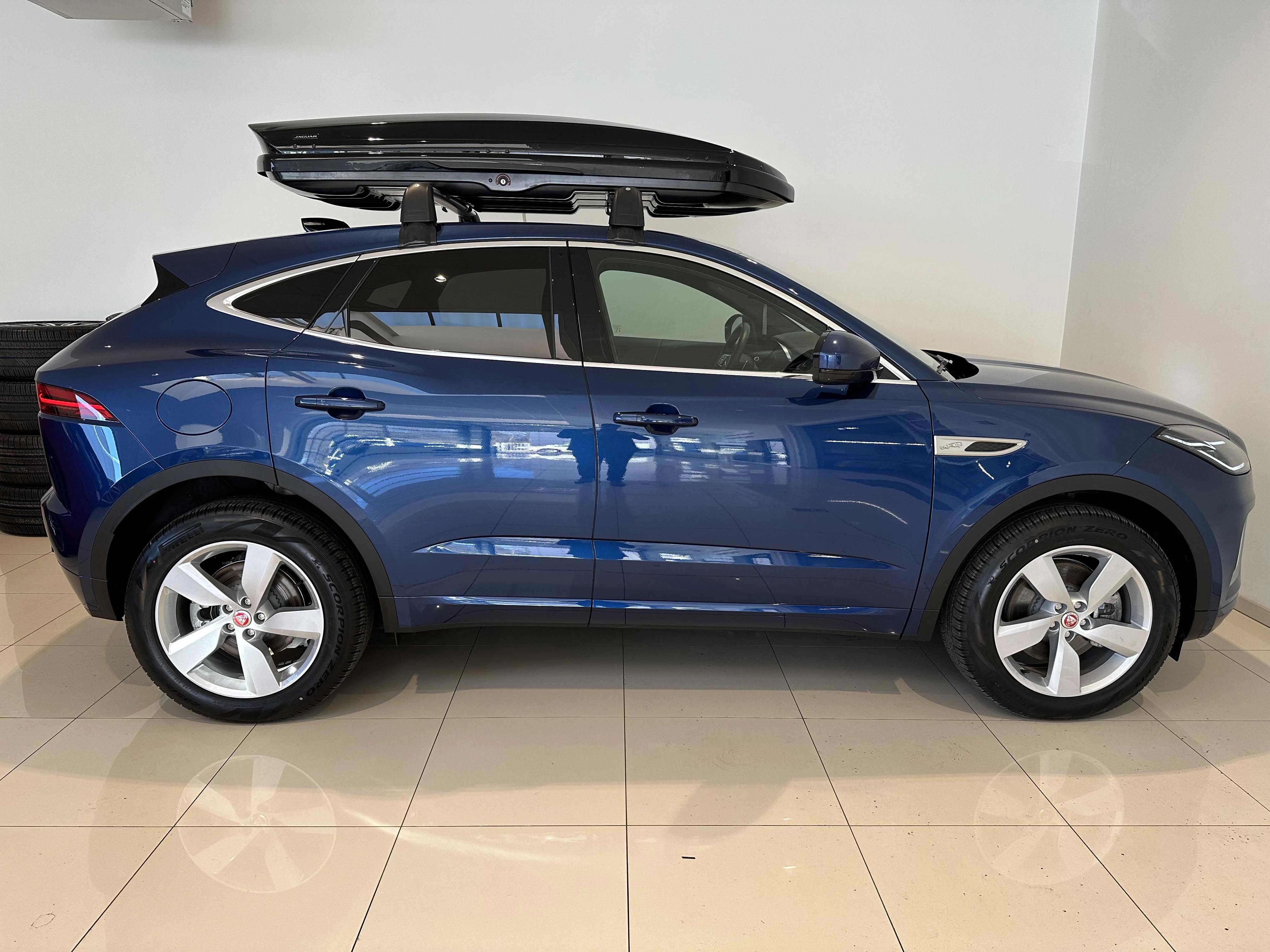 Jaguar-E-PACE-image-4