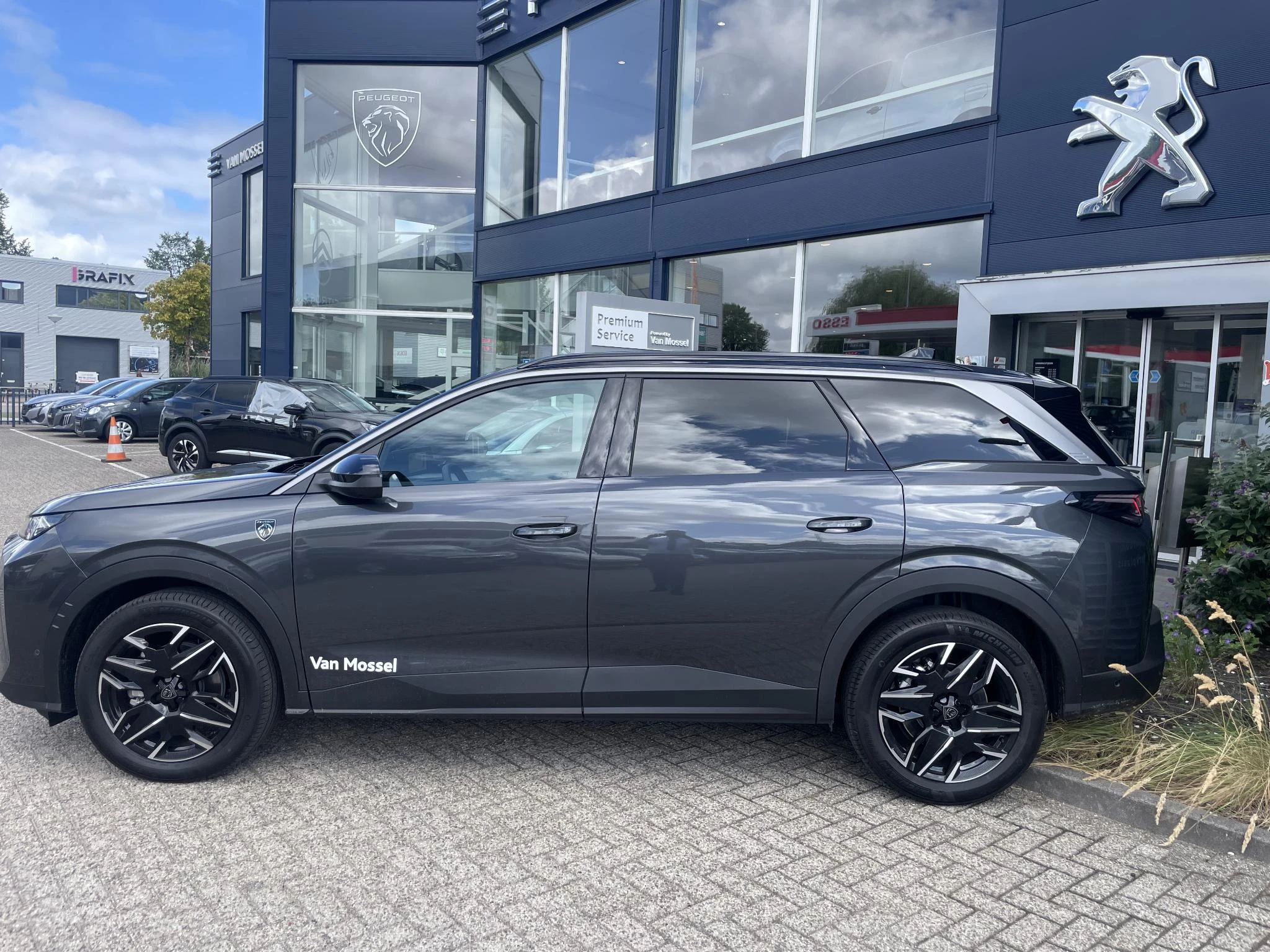 Peugeot-5008-image-3
