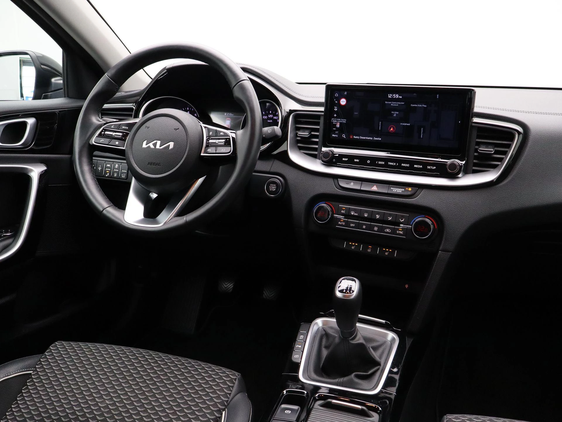 Kia-Ceed Sportswagon-image-31