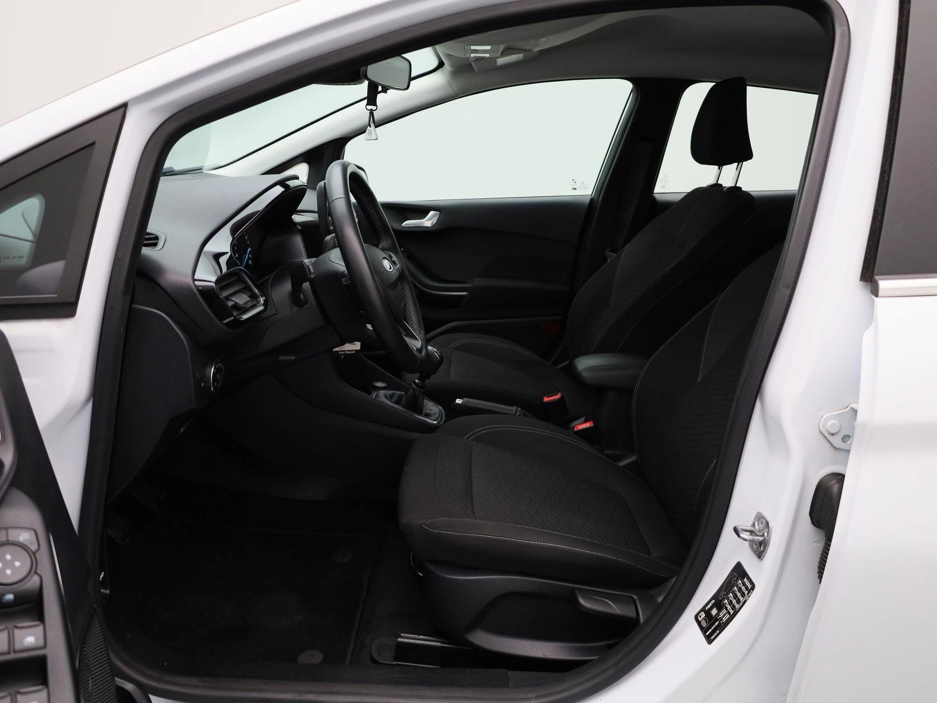 Ford-Fiesta-image-8