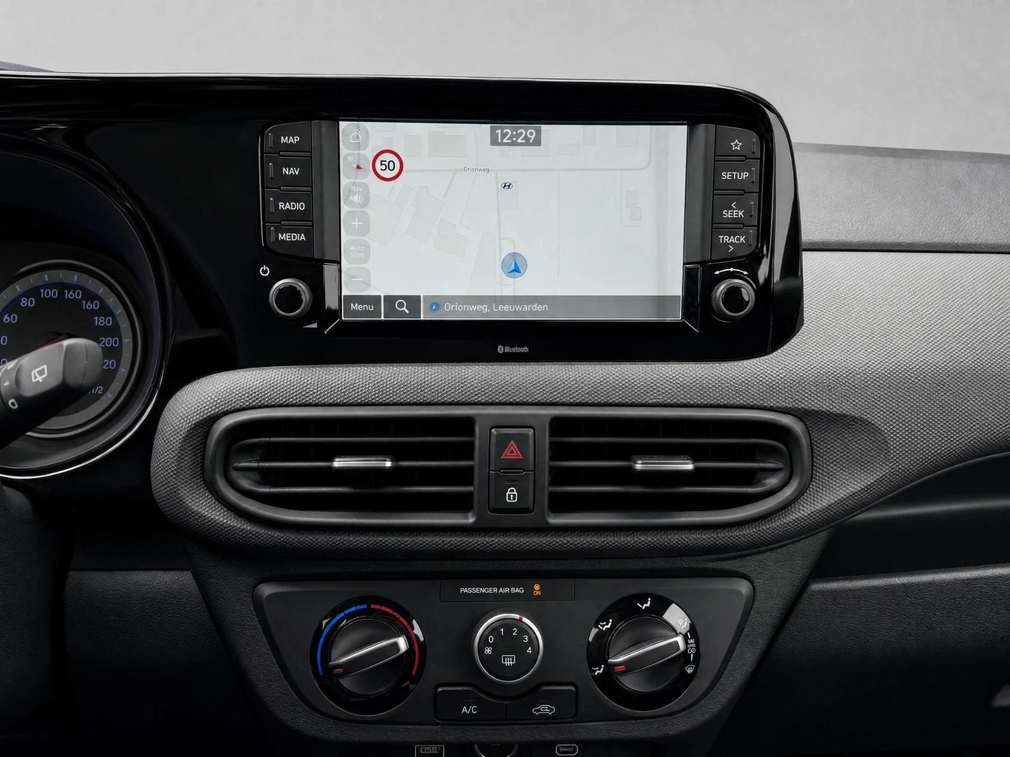 Hyundai-i10-image-16