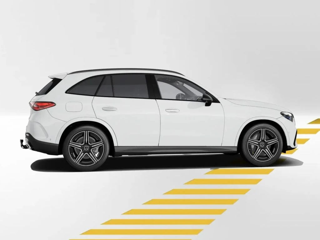 Mercedes-Benz-GLC 220 d-image-7
