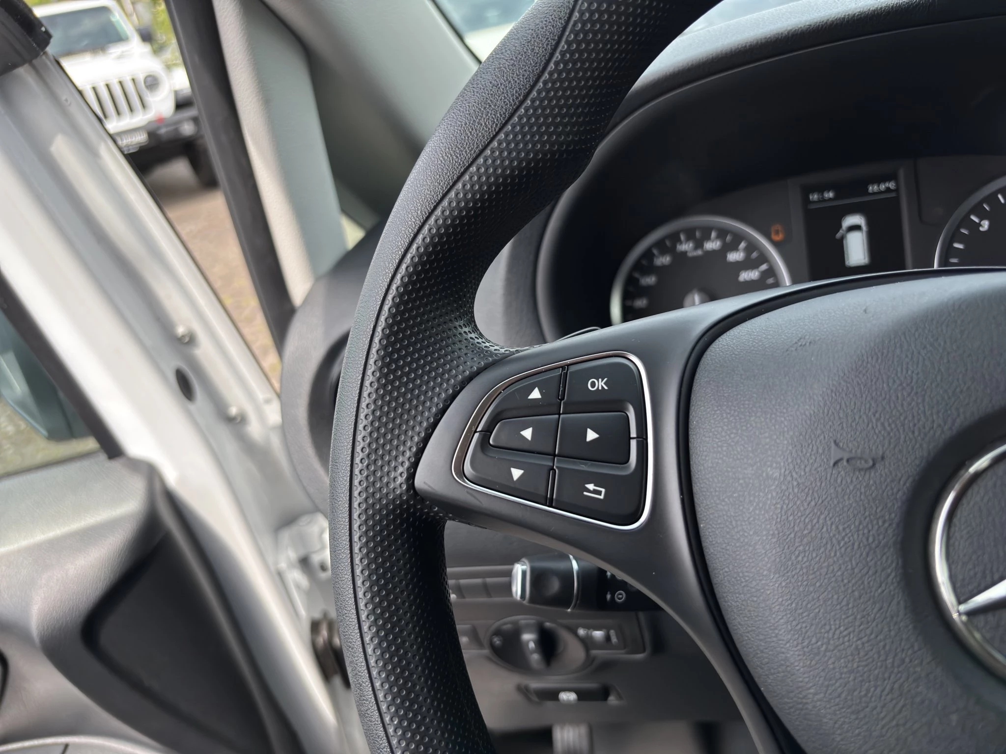 Mercedes-Benz Vito Mixto 114 CDI RWD