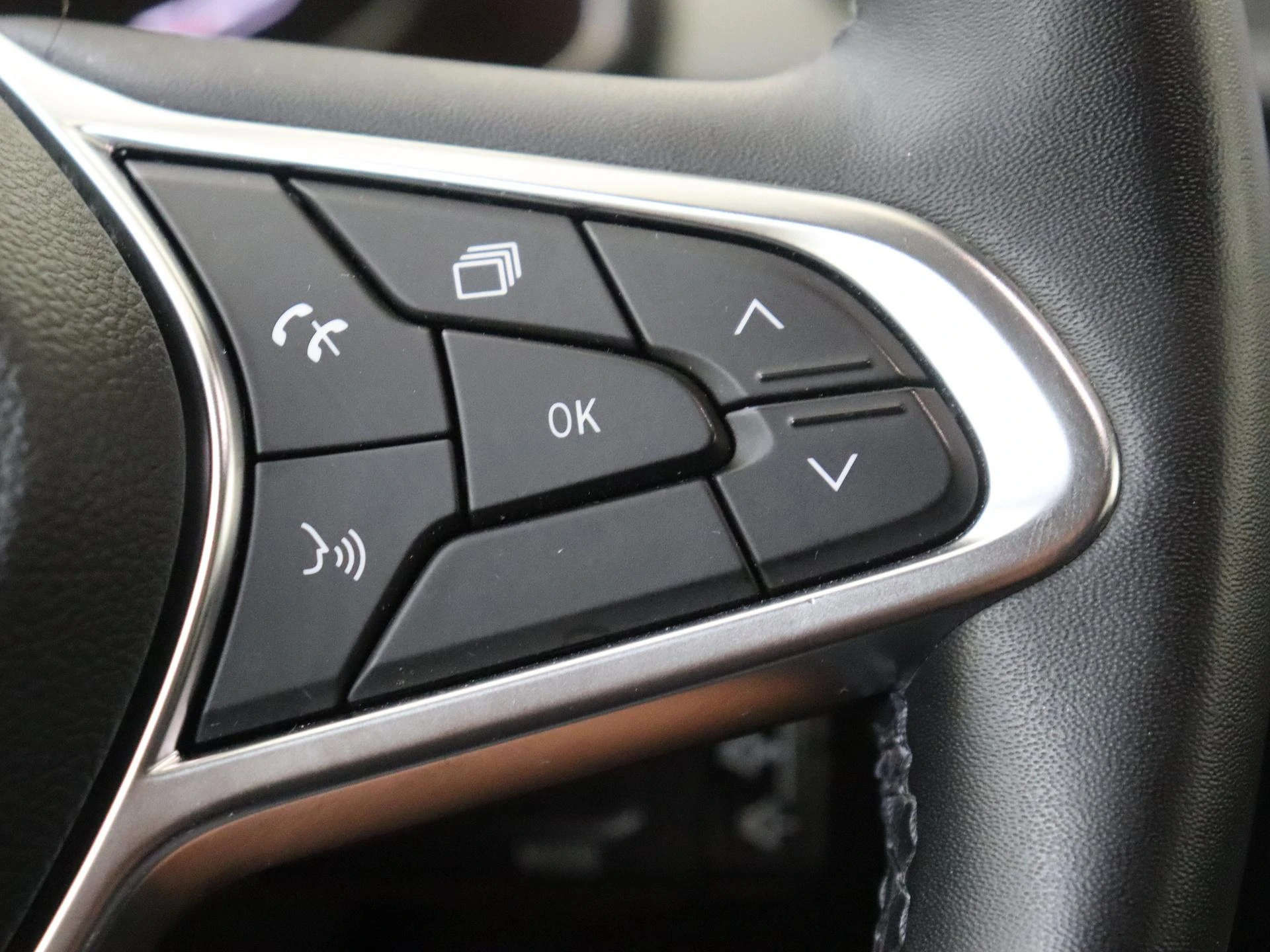 Renault-Captur-image-12