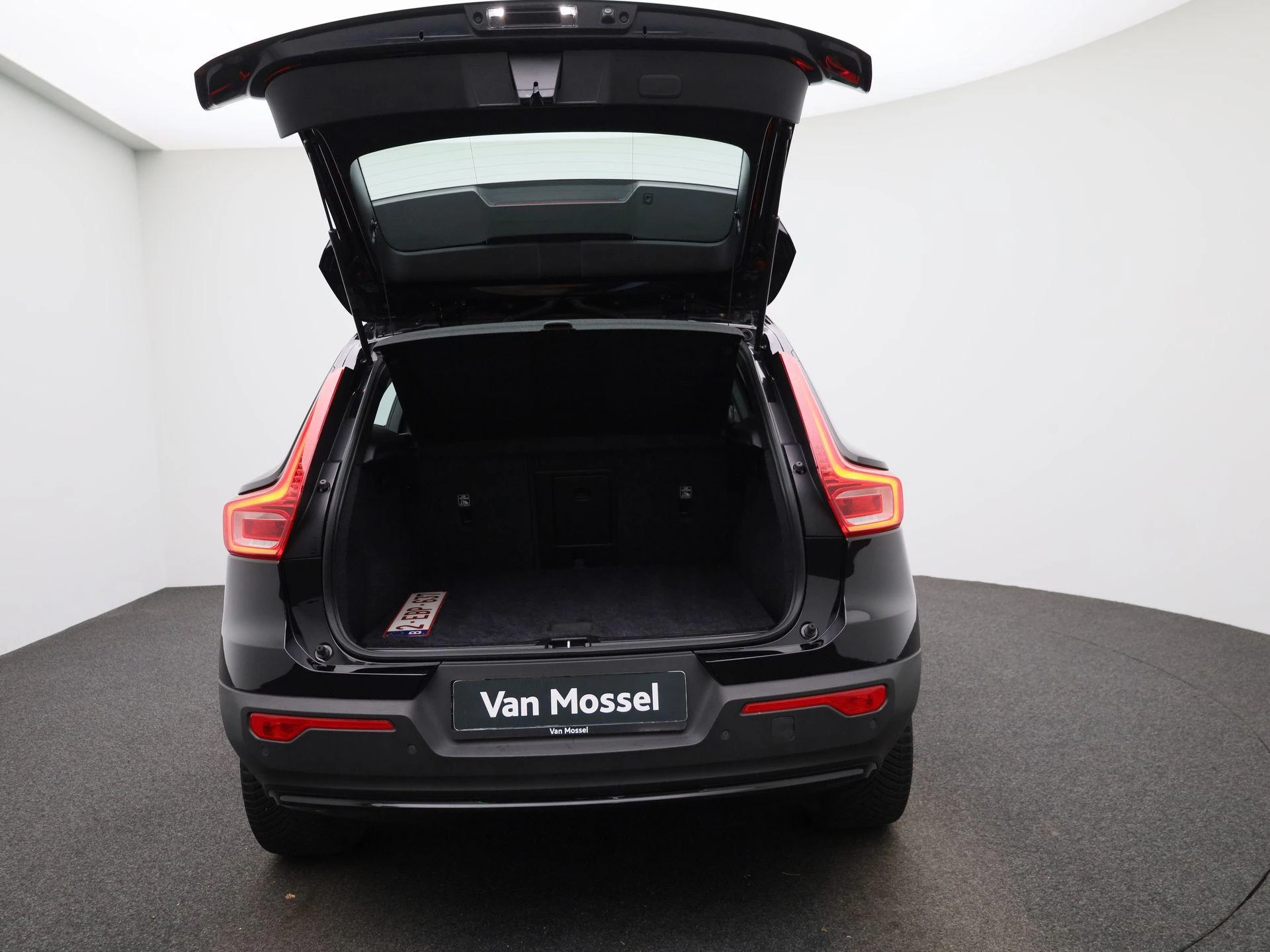 Volvo-XC40-image-11