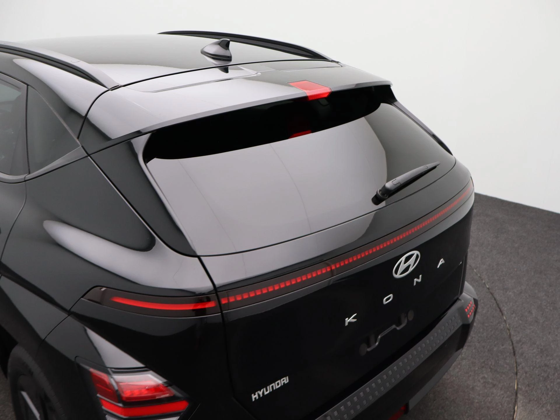 Hyundai-Kona-image-38