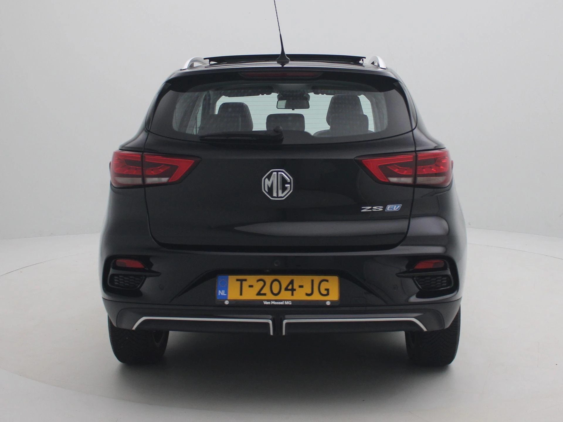 MG-ZS EV-image-4