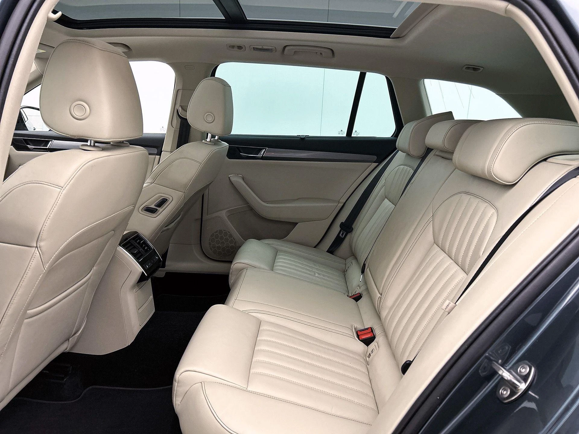 Škoda-Superb-image-26