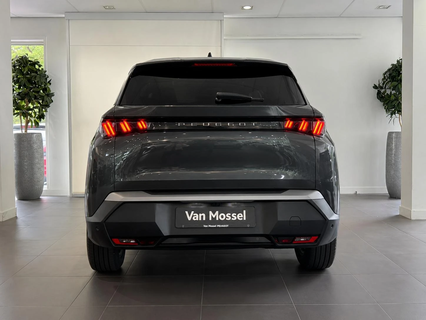 Peugeot-e-3008-image-6