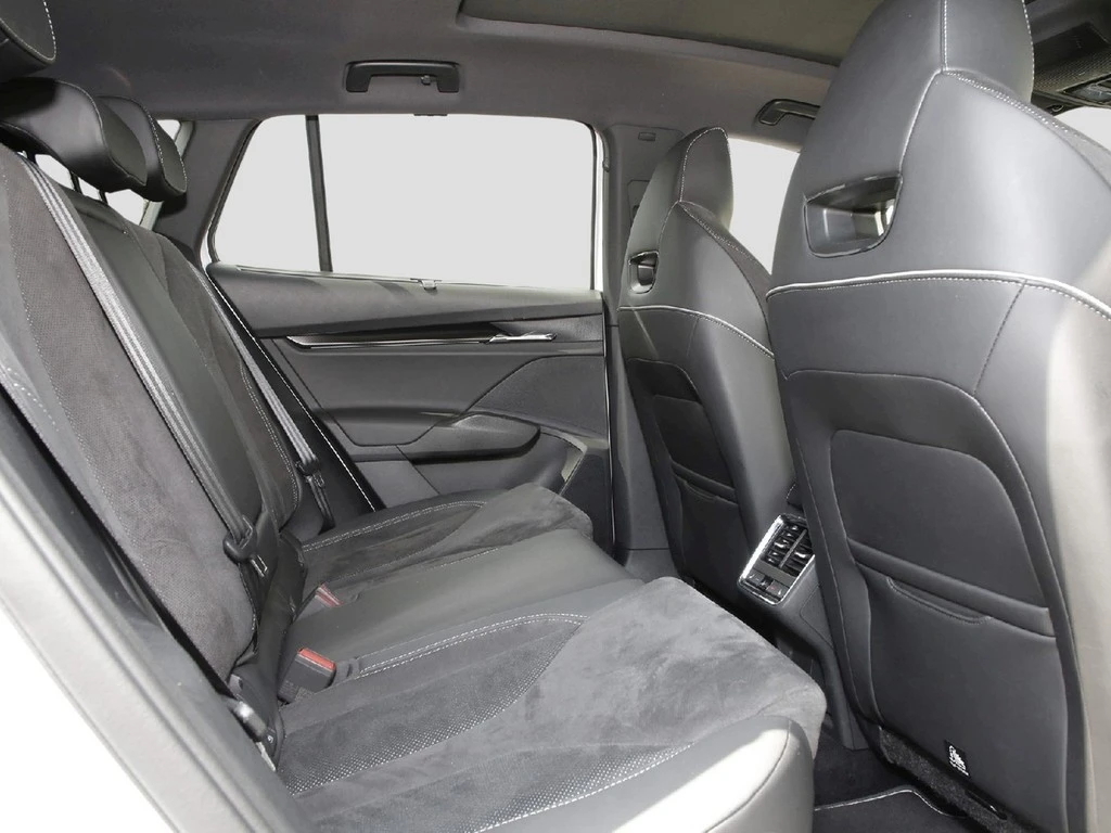 Škoda Enyaq iV 80 Sportline 21" ACC PANO LED MATRIX SHZ