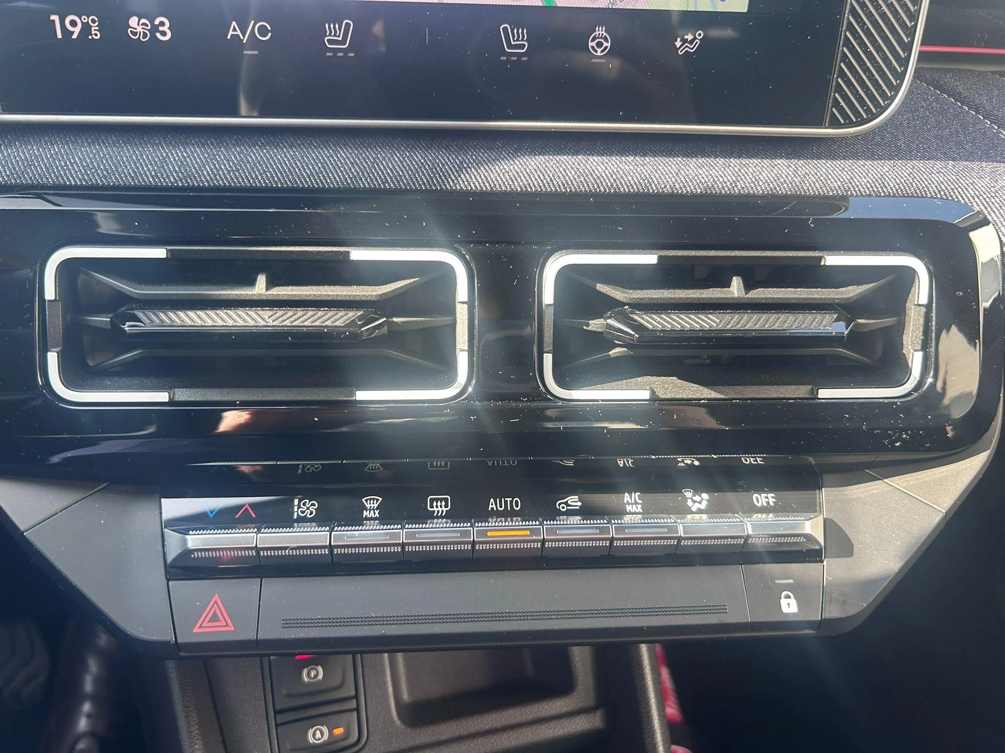 Renault 5 R5 E-Tech Techno